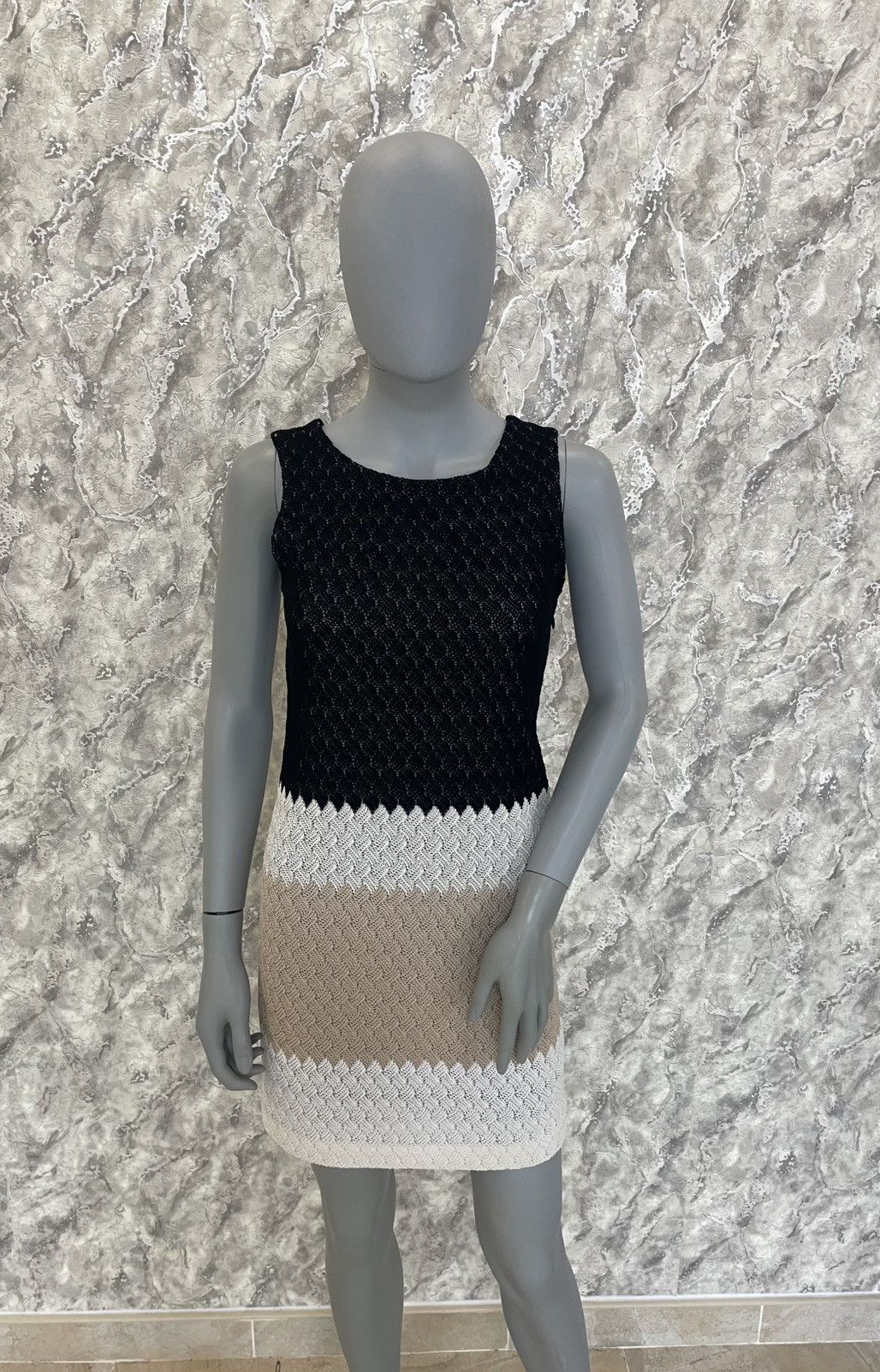 Missoni Missoni Women's Sleeveless Knit Mini Dress Chevron Pattern Size XS / US 0-2 / IT 36-38 - 2 Thumbnail