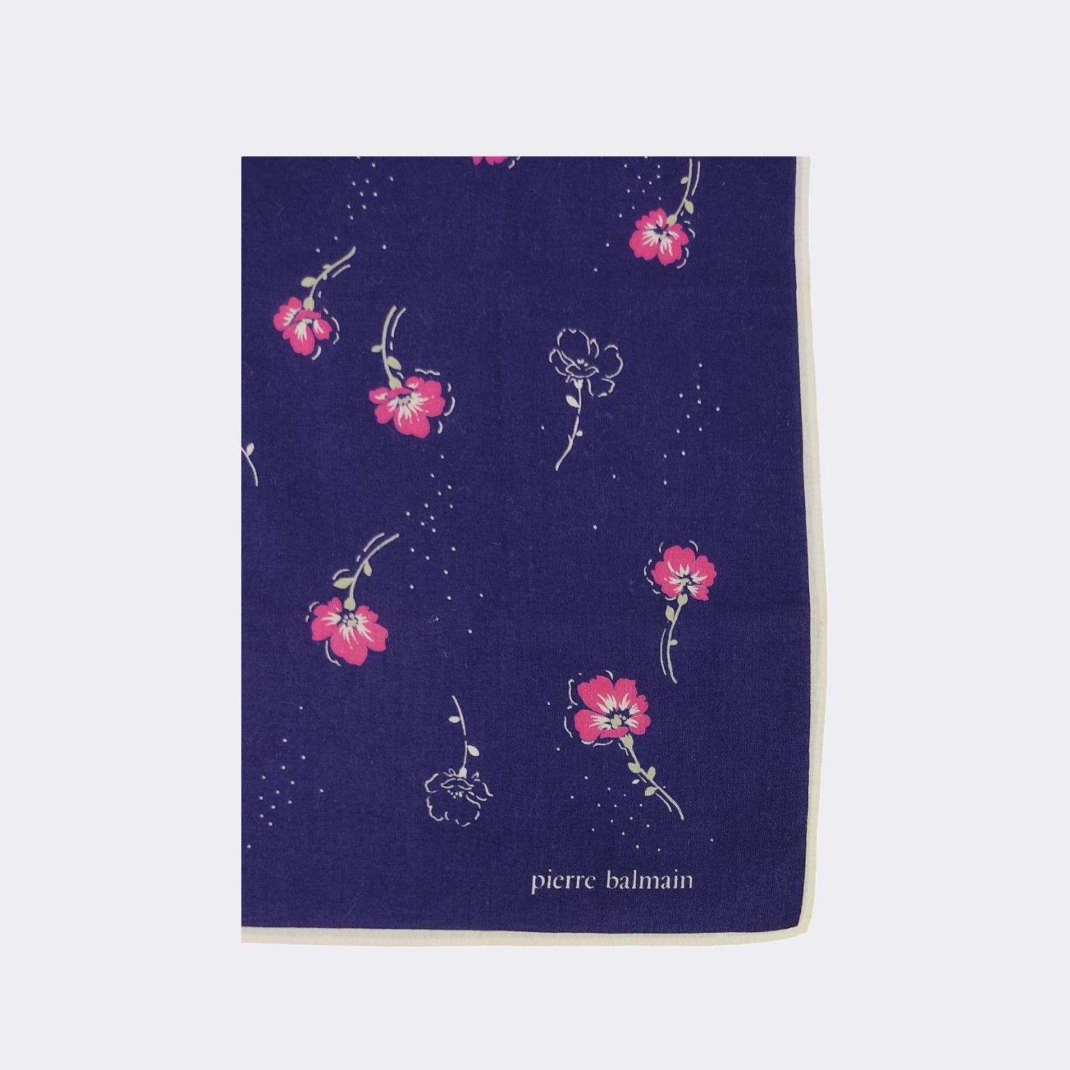 Pierre Balmain Vintage Pierre Balmain Handkerchief Neckerchief H438M Size ONE SIZE - 3 Thumbnail