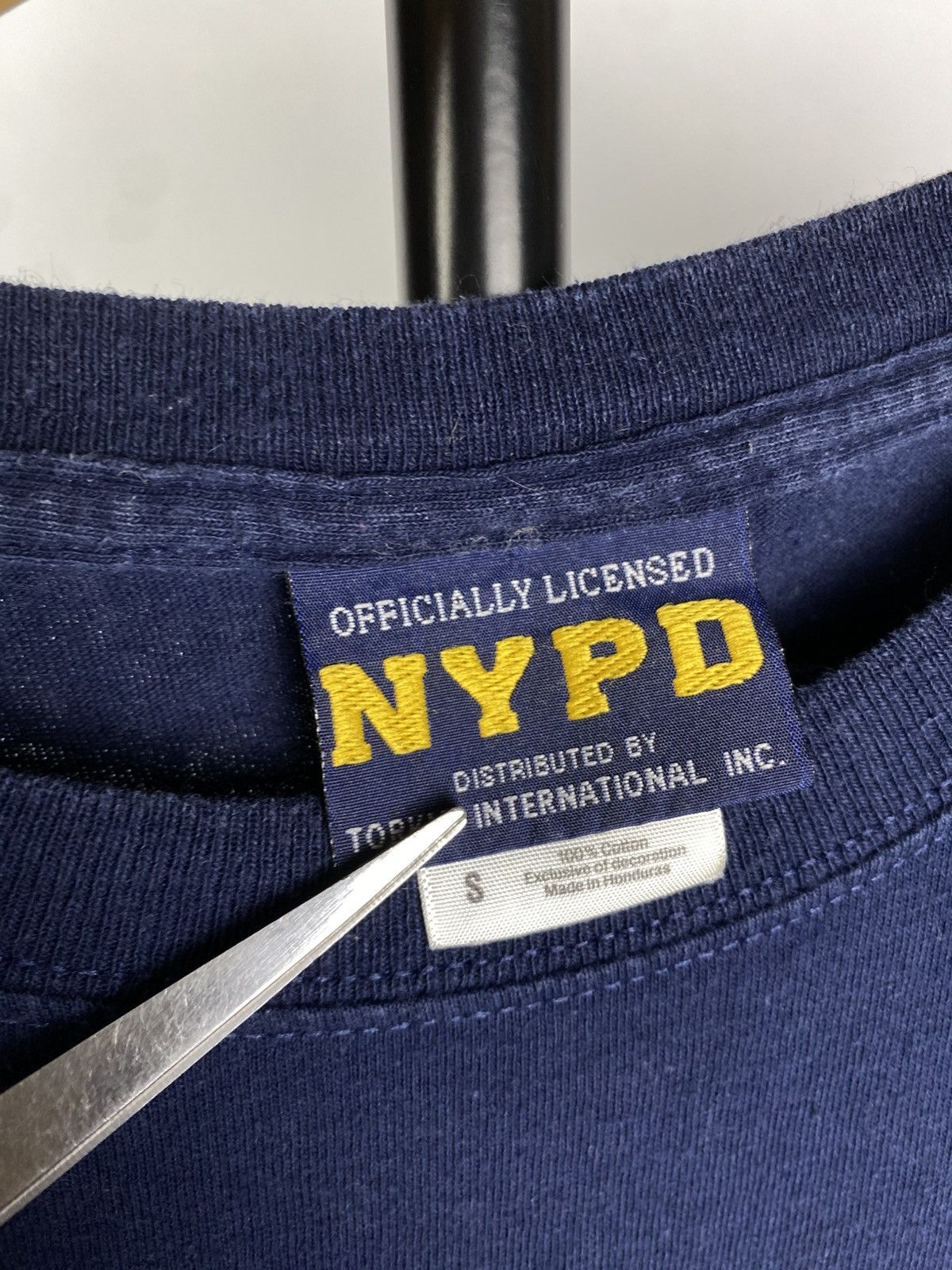 Vintage Vintage NYPD T Shirt Mens Blue Y2K New York Police Size US S / EU 44-46 / 1 - 4 Thumbnail