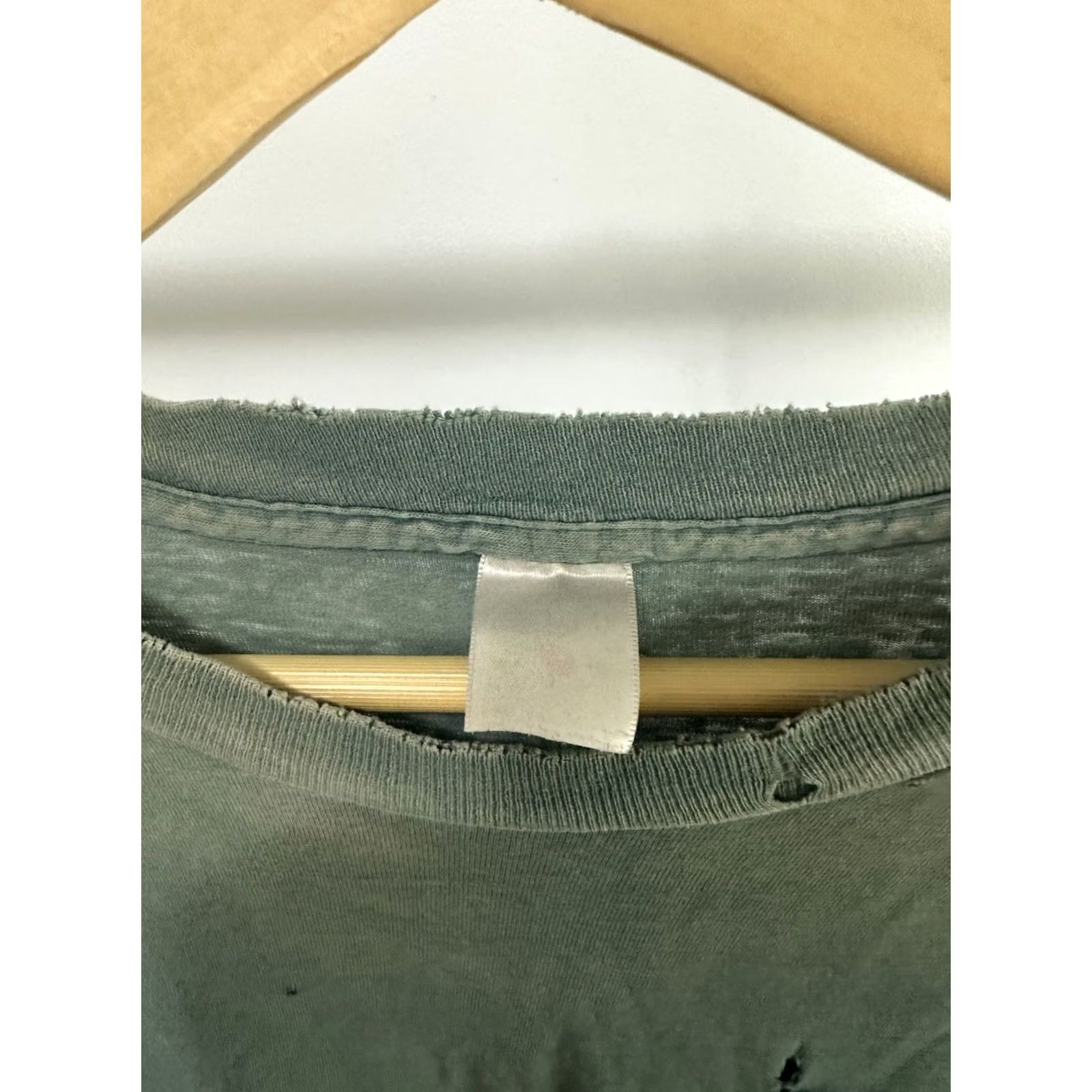 Fruit Of The Loom VINTAGE Fruit of the Loom T-Shirt L Green WIP Work Soft Pocket Front Thrashed Faded Worn Size US L / EU 52-54 / 3 - 3 Thumbnail