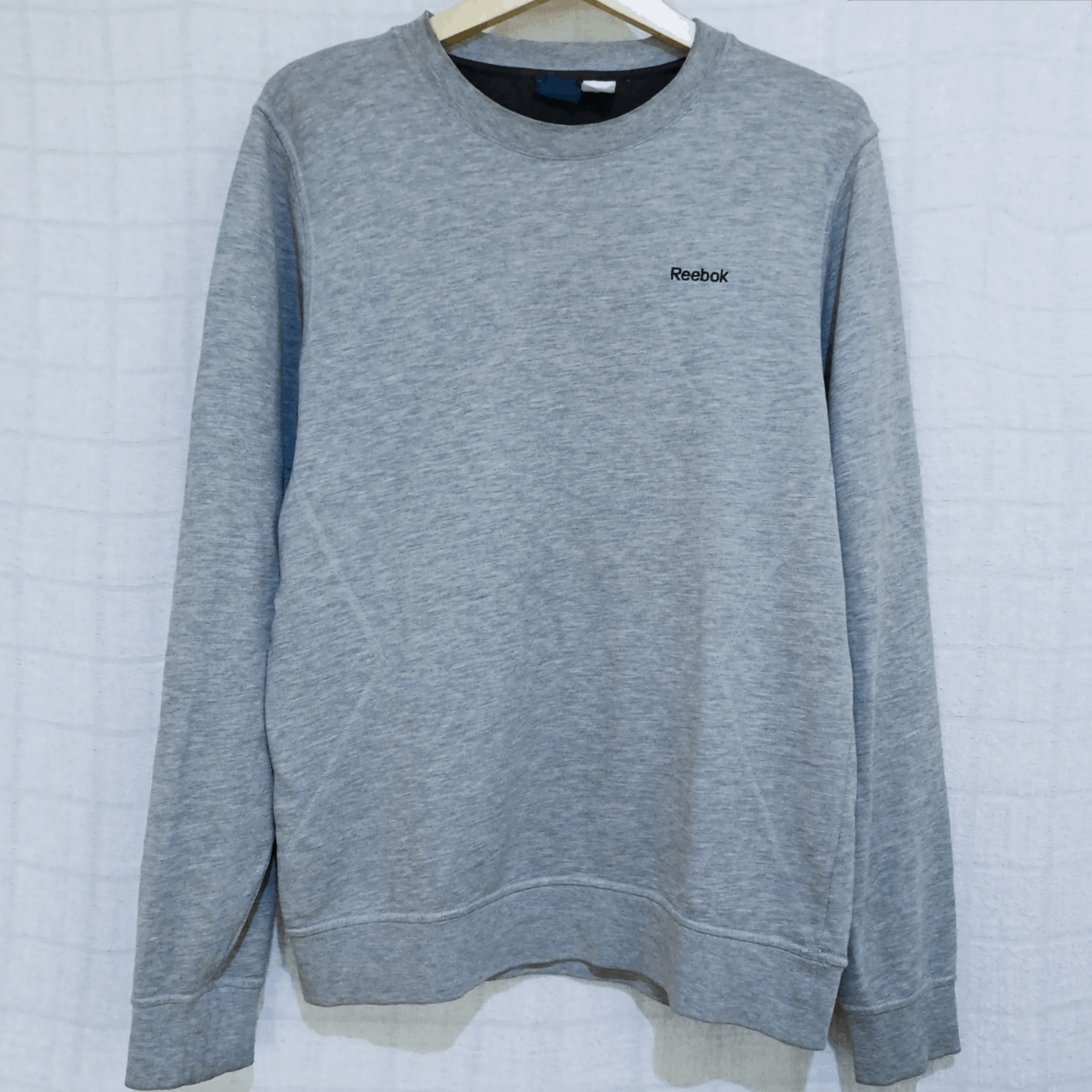 Reebok Vintage 90S REEBOK Classic Crewneck Sweatshirt Size US L / EU 52-54 / 3 - 1 Thumbnail