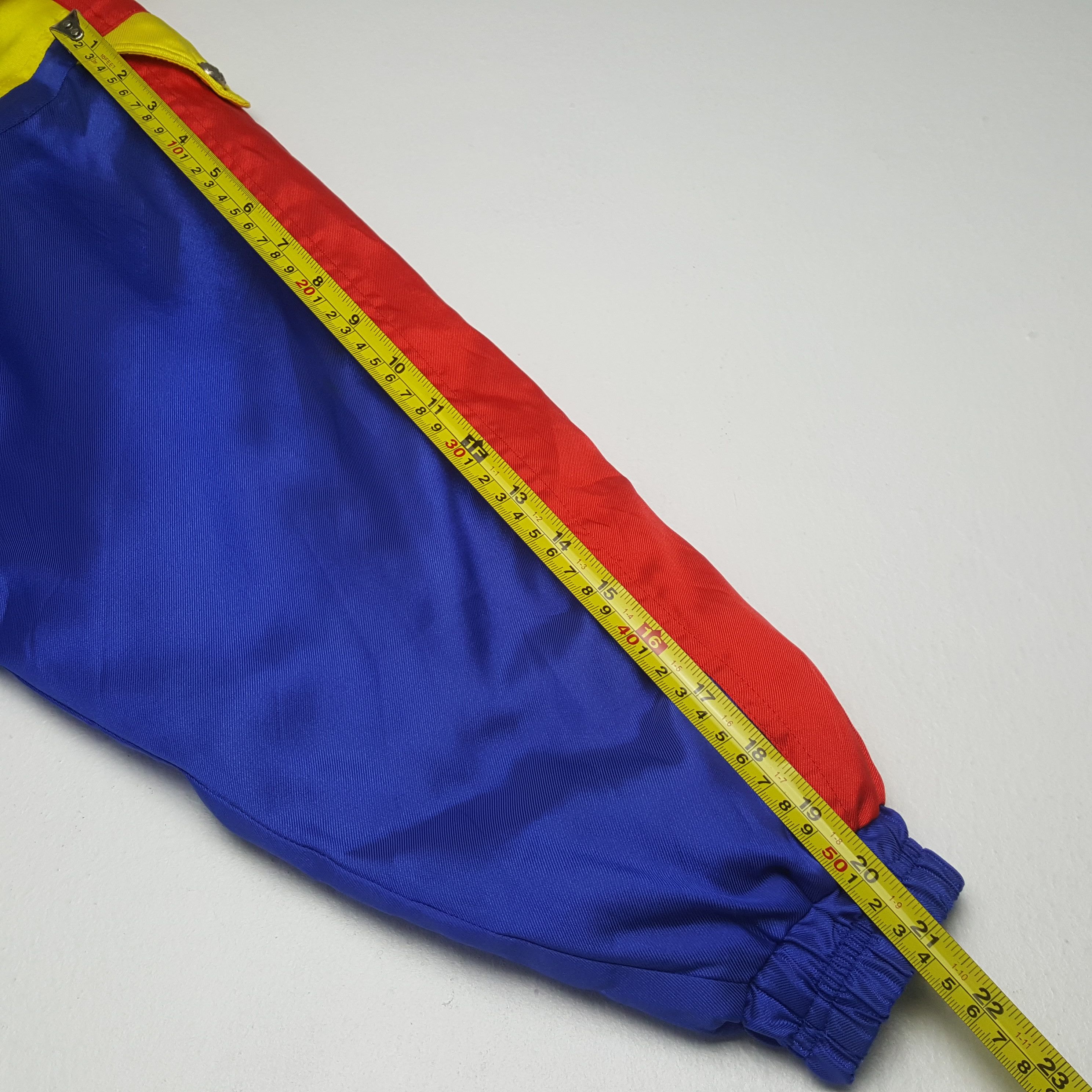 Courreges Vintage Courreges Brand Winter Snow Ski Jacket C309N21 Size US M / EU 48-50 / 2 - 7 Thumbnail