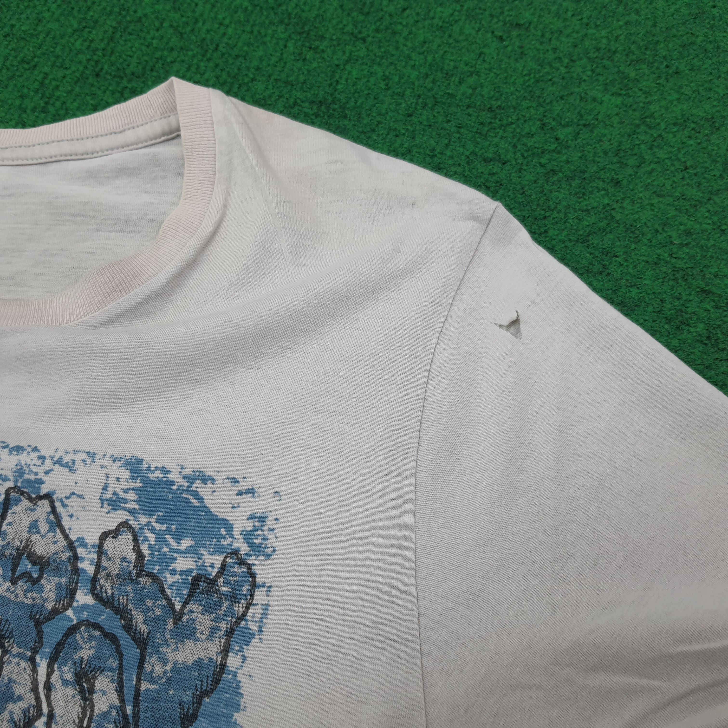 Hysteric Glamour Vintage Hysteric Glamour Destroy All Monters Tshirt C267N73 Size US S / EU 44-46 / 1 - 12 Thumbnail