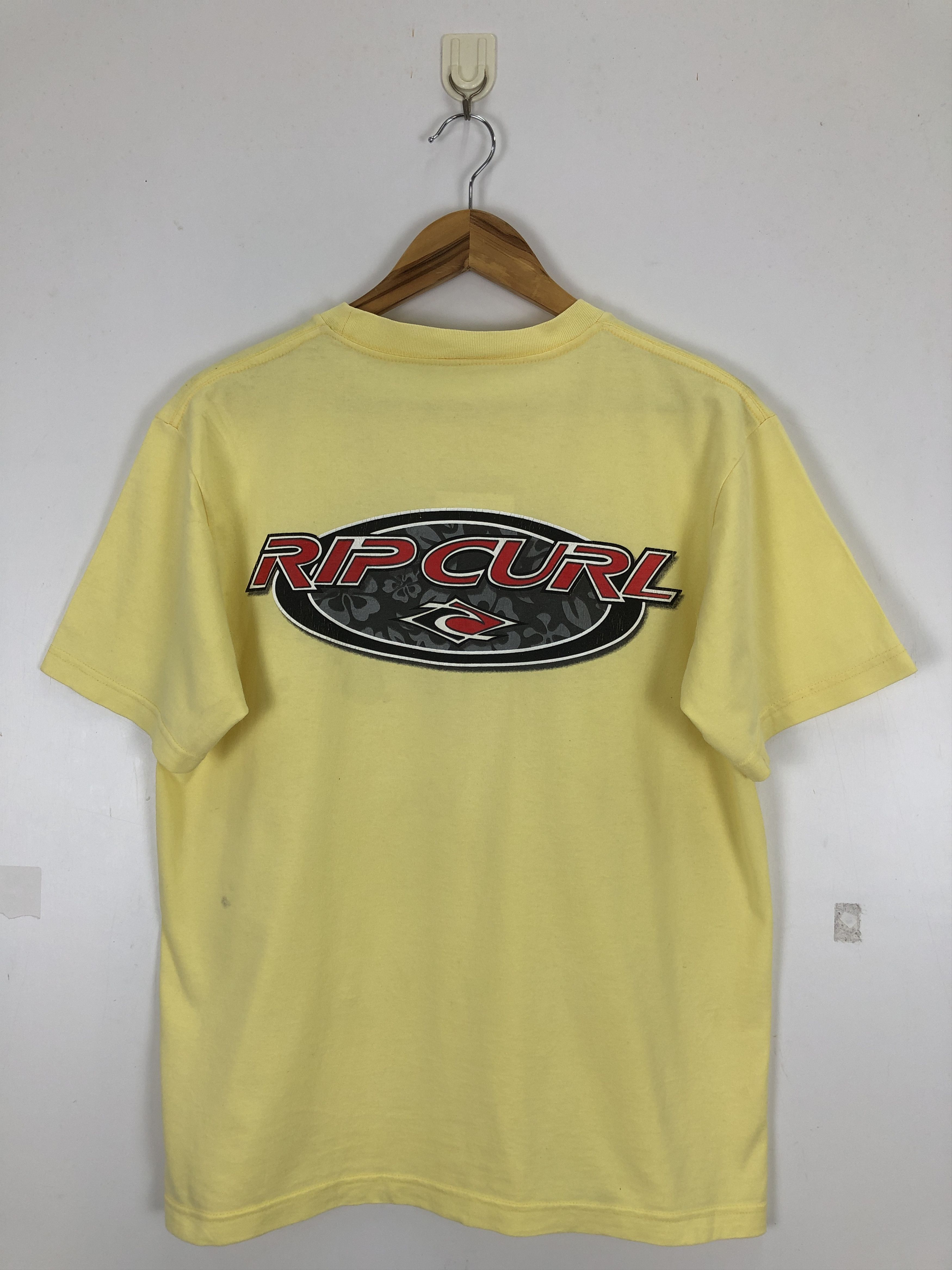 Rip Curl × Vintage Vintage 90s Rip Curl Surfing T Shirt TA0498 Size US M / EU 48-50 / 2 - 2 Thumbnail
