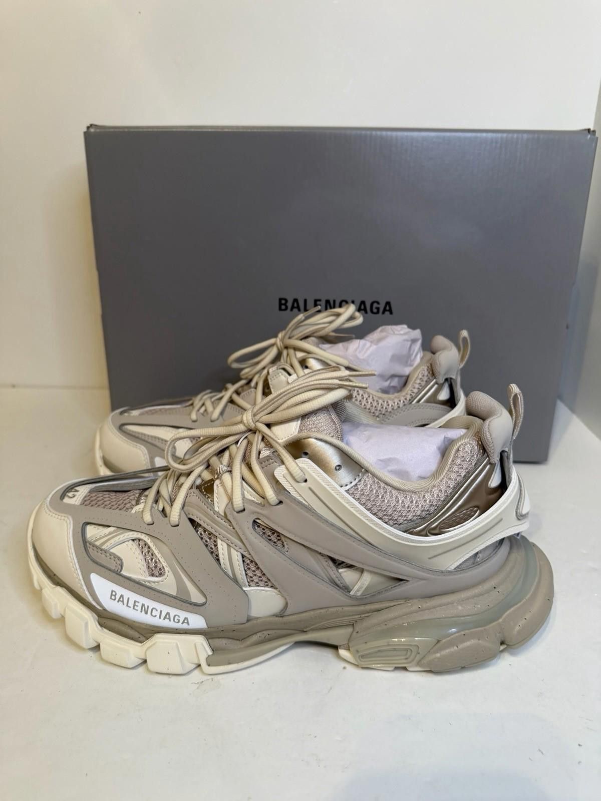 Balenciaga Balenciaga Track Sneakers Speckled Beige SZ 46 Brand New Size US 13 / EU 46 - 2 Thumbnail
