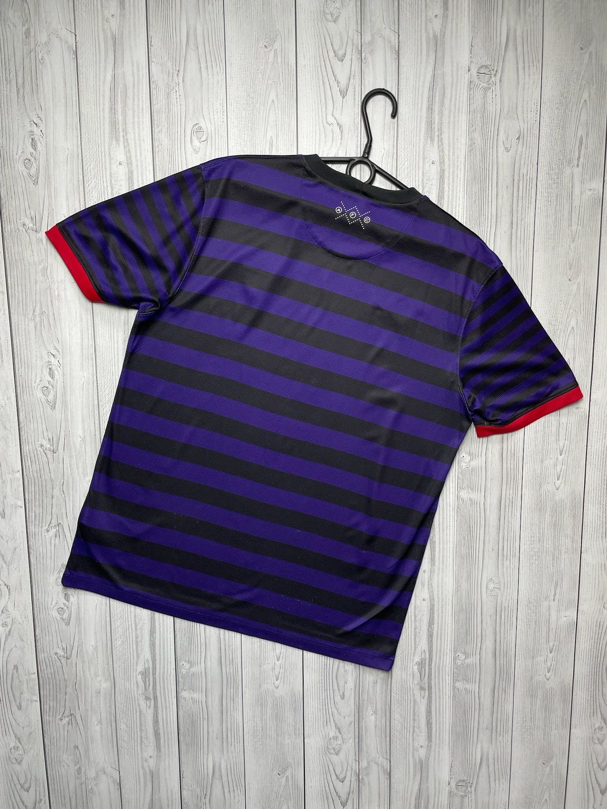 Vintage Vintage Nike Arsenal purple striped rare size L away Size US L / EU 52-54 / 3 - 6 Thumbnail