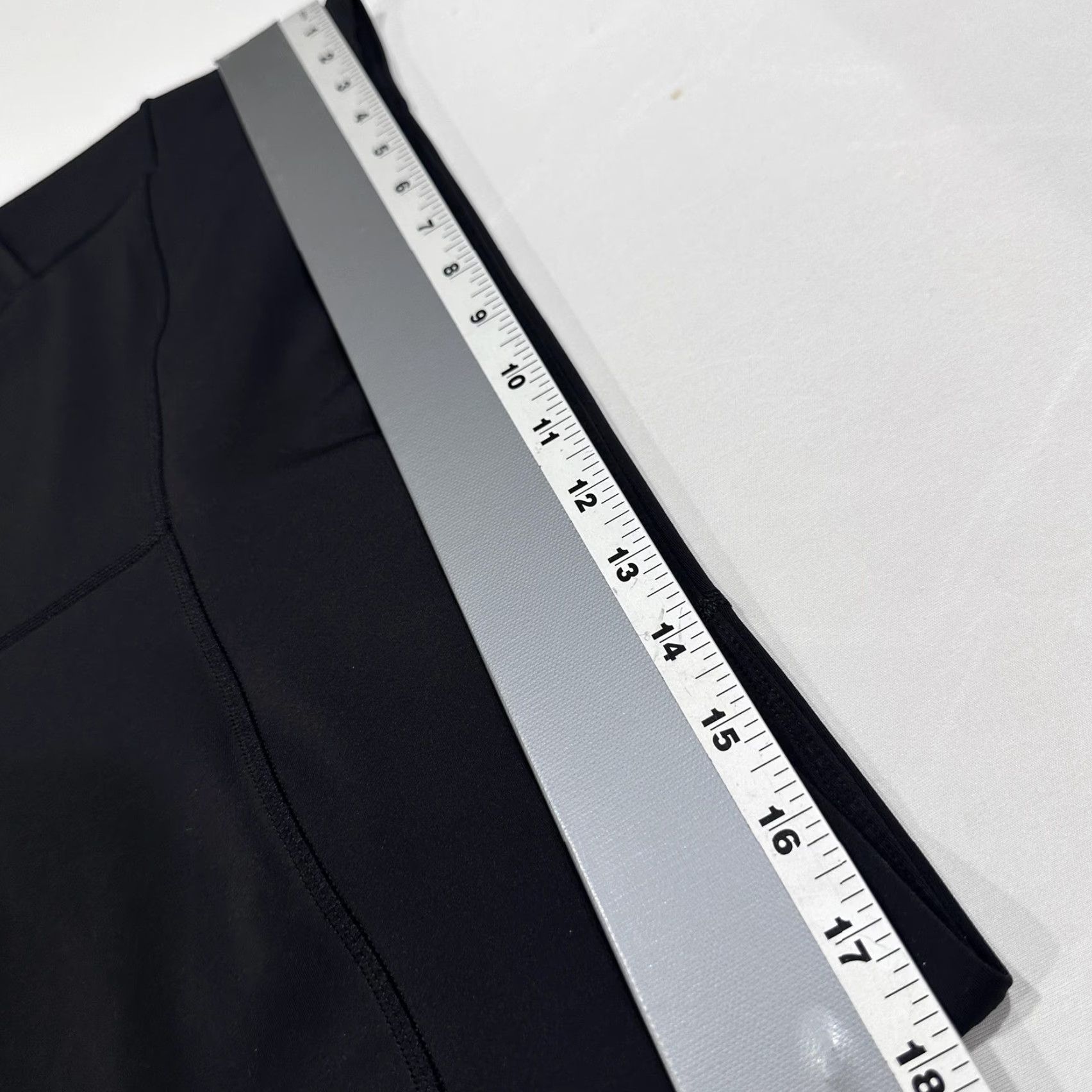 Old Navy Old Navy Leggings Womens 2X Black Powersoft High Rise Pockets Ankle Go-Dry Size 40" / US 18 - 5 Thumbnail