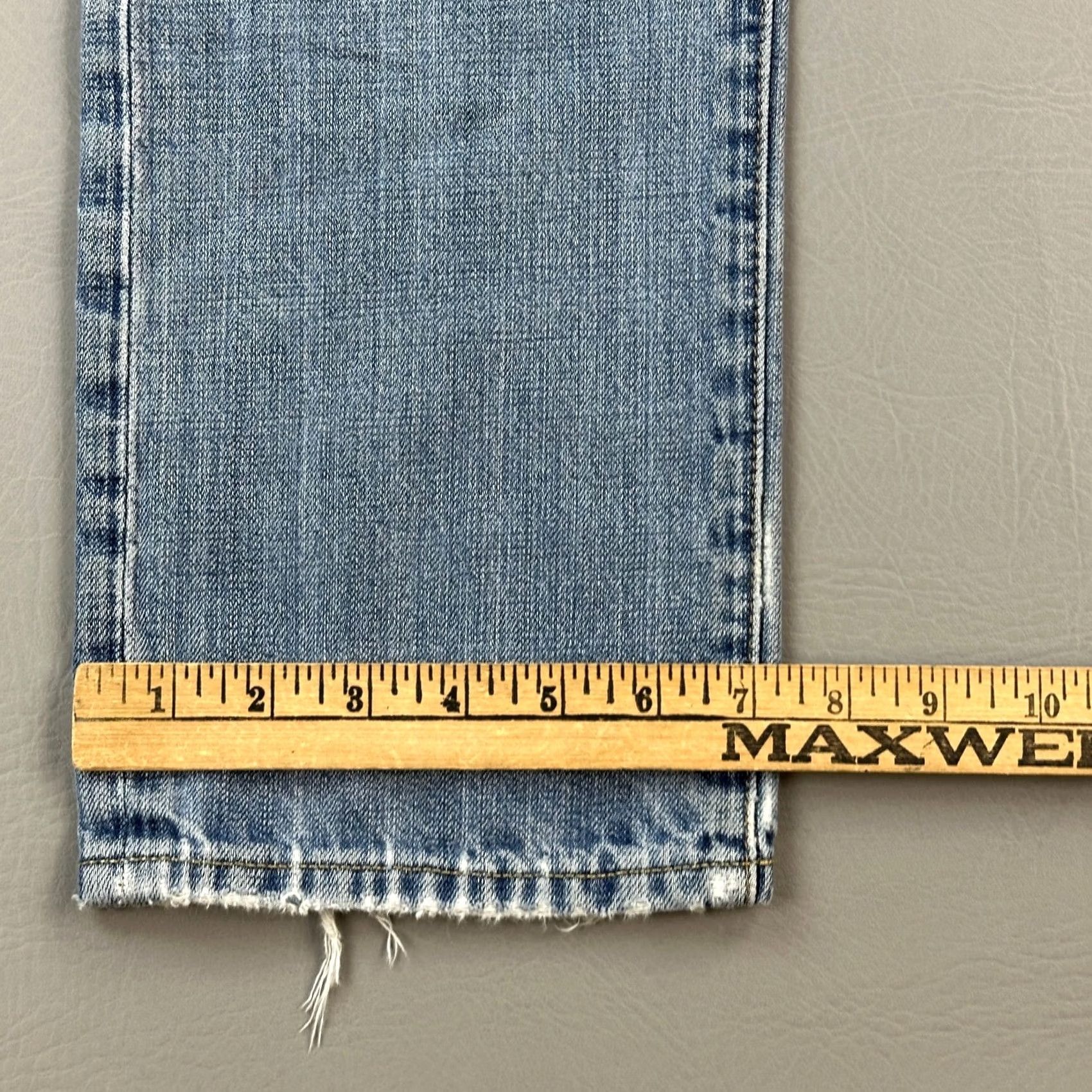 American Eagle Outfitters American Eagle Outfitters Jeans Mens 32x32 32x31 Blue Slim Straight 5-Pocket Denim Cotton Button Zip Jeans Mens Size US 32 / EU 48 - 4 Thumbnail