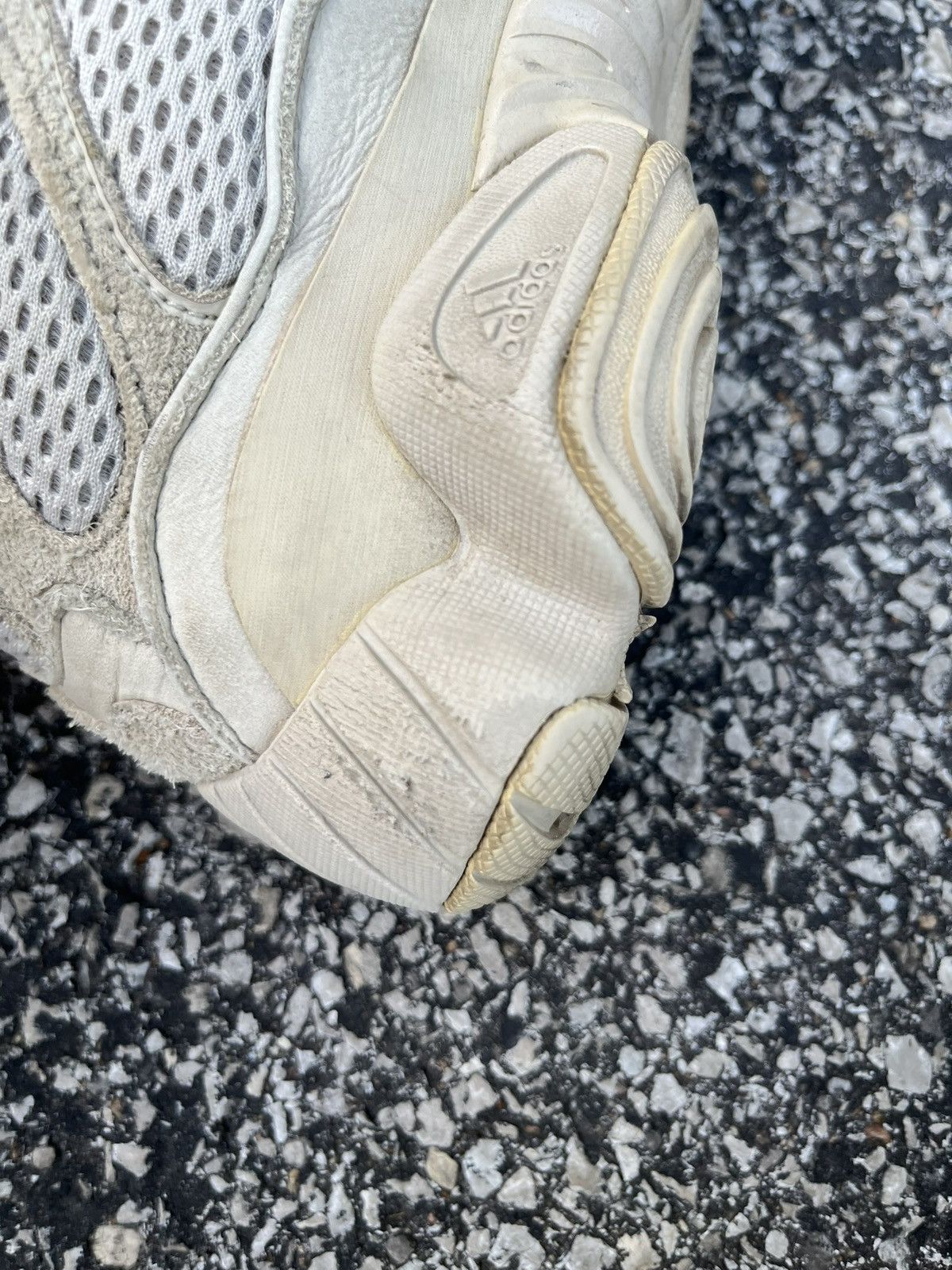 Yeezy Adidas Cream Yeezy 500 Blush Salt sneaker Size US 9 / EU 42 - 7 Thumbnail