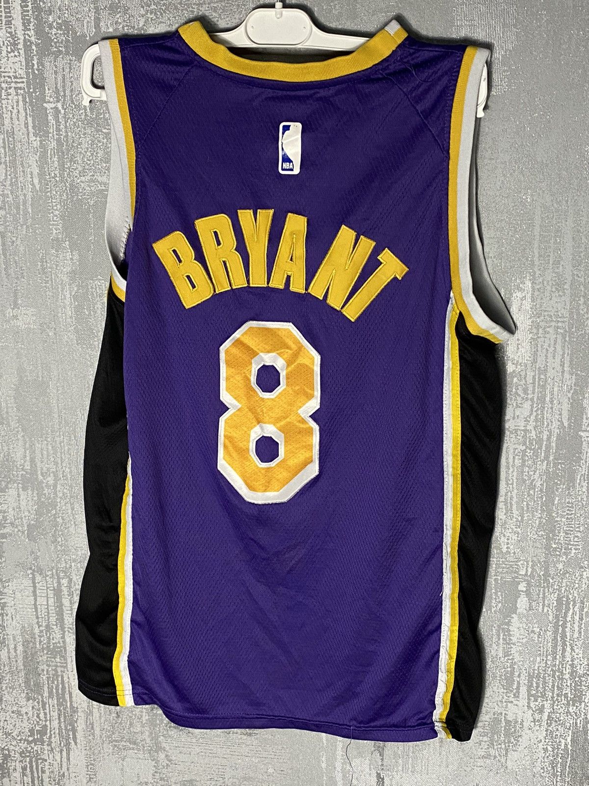 NBA × Nike Vintage NBA Lakers basketball Nike Jersey #8 Bryant Size US S / EU 44-46 / 1 - 4 Thumbnail