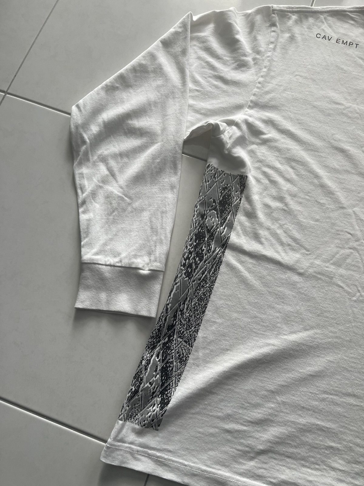 Cav Empt × Japanese Brand VINTAGE CAV EMPT WORLD OF POTENTIALITIES TEE VERY RARE Size US XL / EU 56 / 4 - 12 Thumbnail