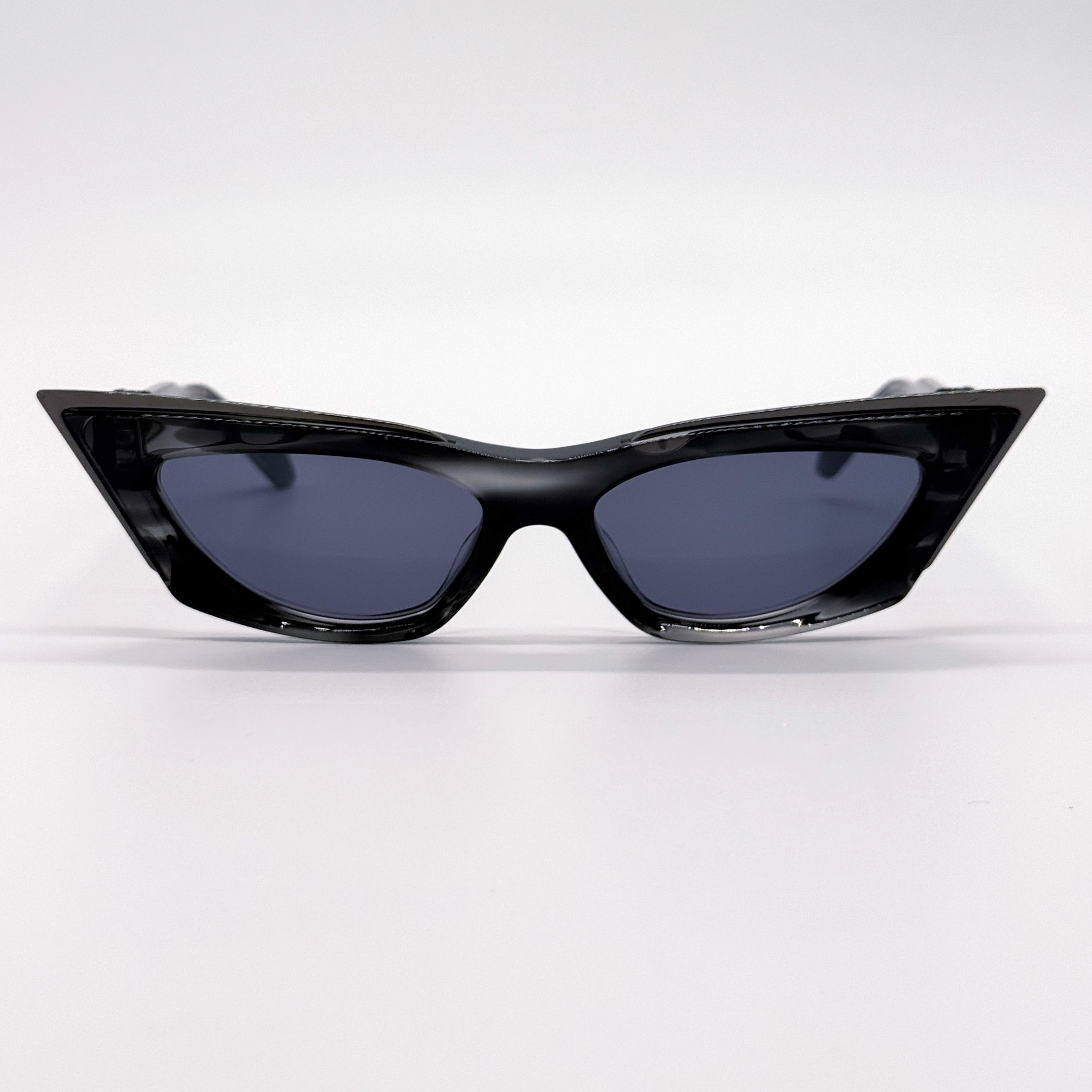 Valentino NEW VALENTINO V-GOLDCUT VLS-113B BLACK CAT EYE SUNGLASSES Size ONE SIZE - 4 Thumbnail