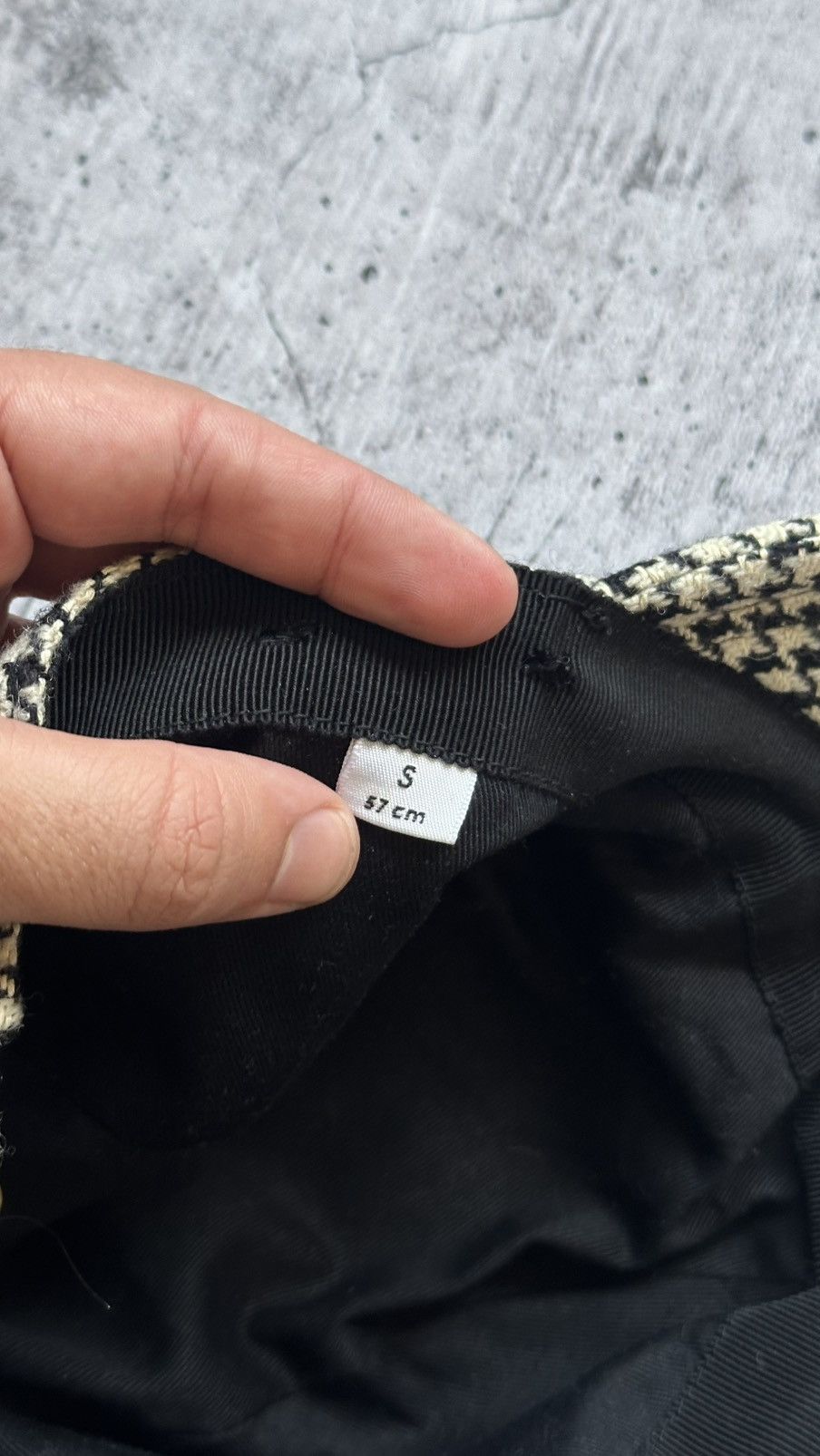 Gucci Gucci Multilogo Tweed Style Hat Size ONE SIZE - 13 Thumbnail