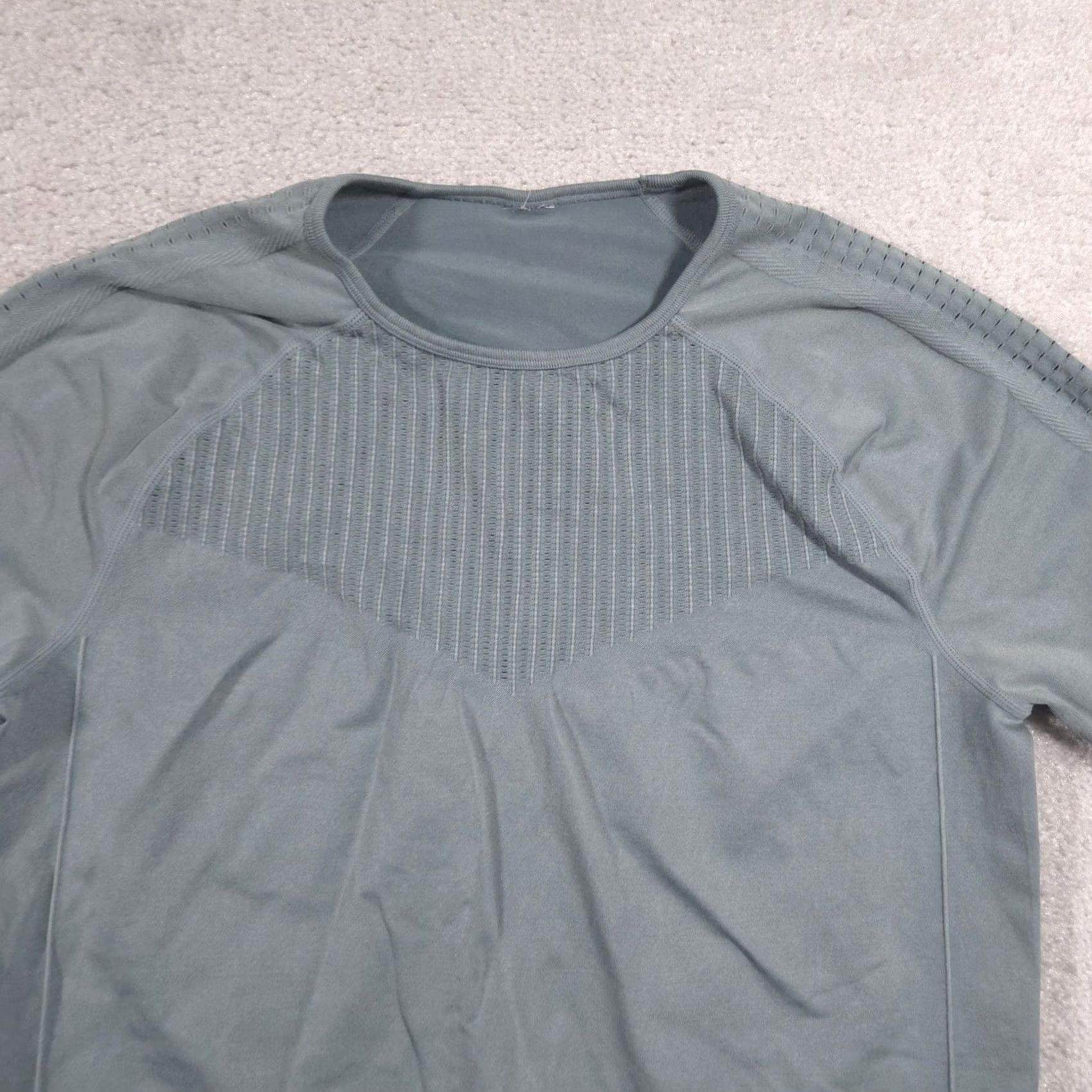 Fabletics Fabletics Shirt Womens Large Green Long Sleeve Raglan Athletic Performance Top Size L / US 10 / IT 46 - 3 Thumbnail