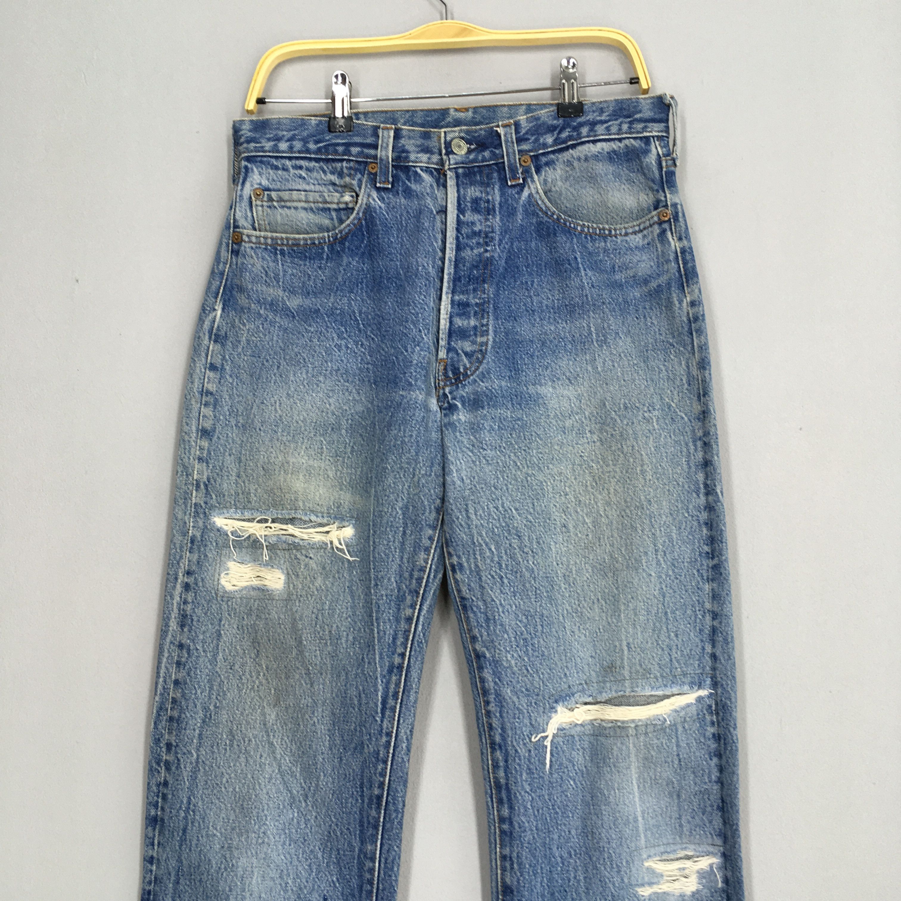 Levi's Size 30x33 Vintage 1980s Levi's 501 Distressed Jeans S189 Size US 30 / EU 46 - 2 Thumbnail