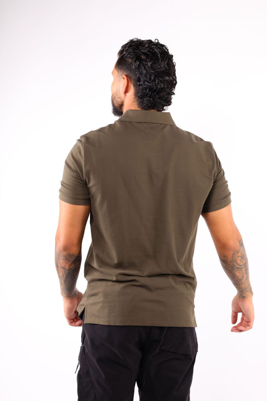 C.P. Company o1y1224 Logo Polo T-Shirt in Military Green Size US XS / EU 42 / 0 - 4 Thumbnail