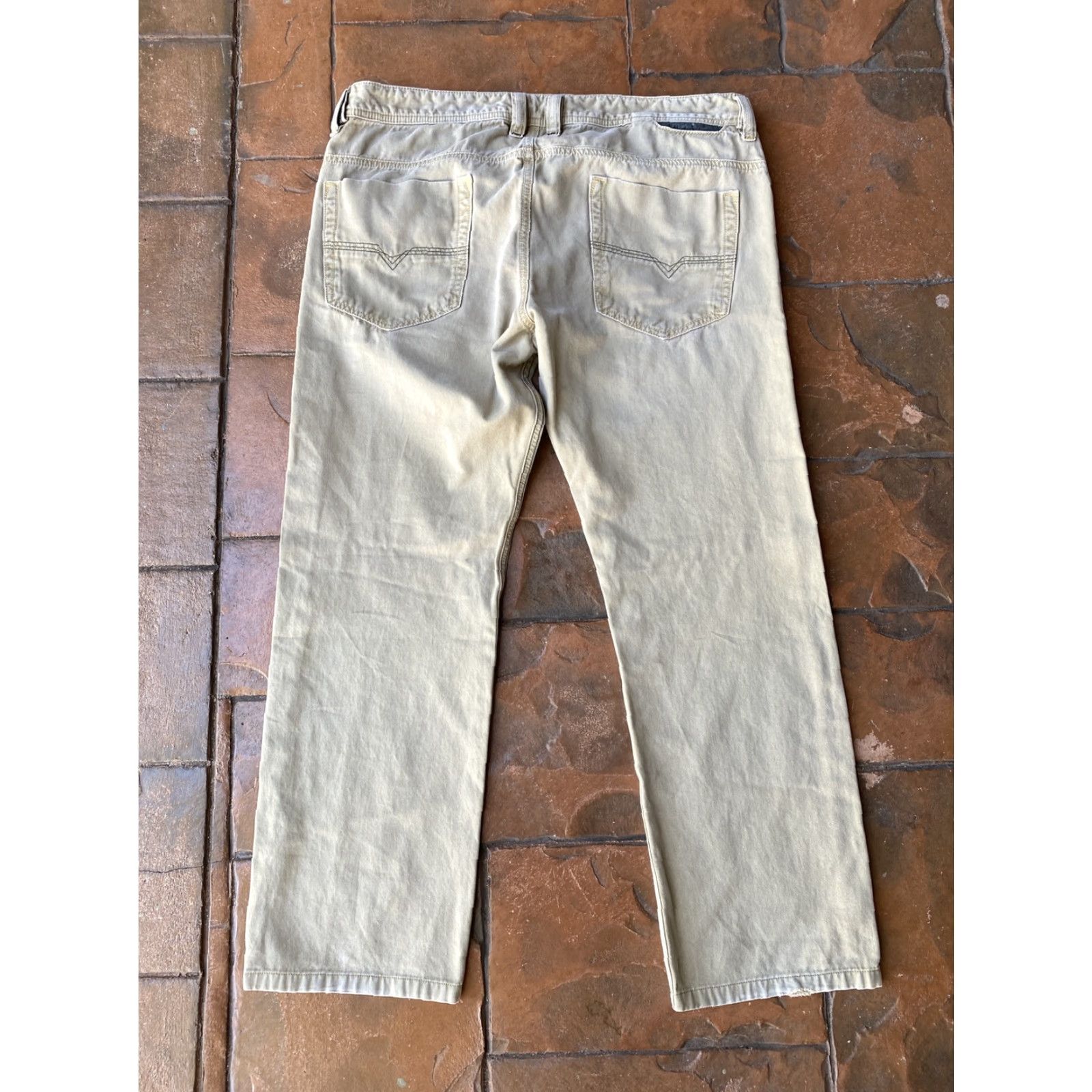 Diesel VINTAGE Diesel Safado Jeans Mens 36 Tan Regular Slim Straight Button Fly 100% Cotton Brown Denim Straight Jeans Mens 90s Theme Size US 36 / EU 52 - 3 Thumbnail