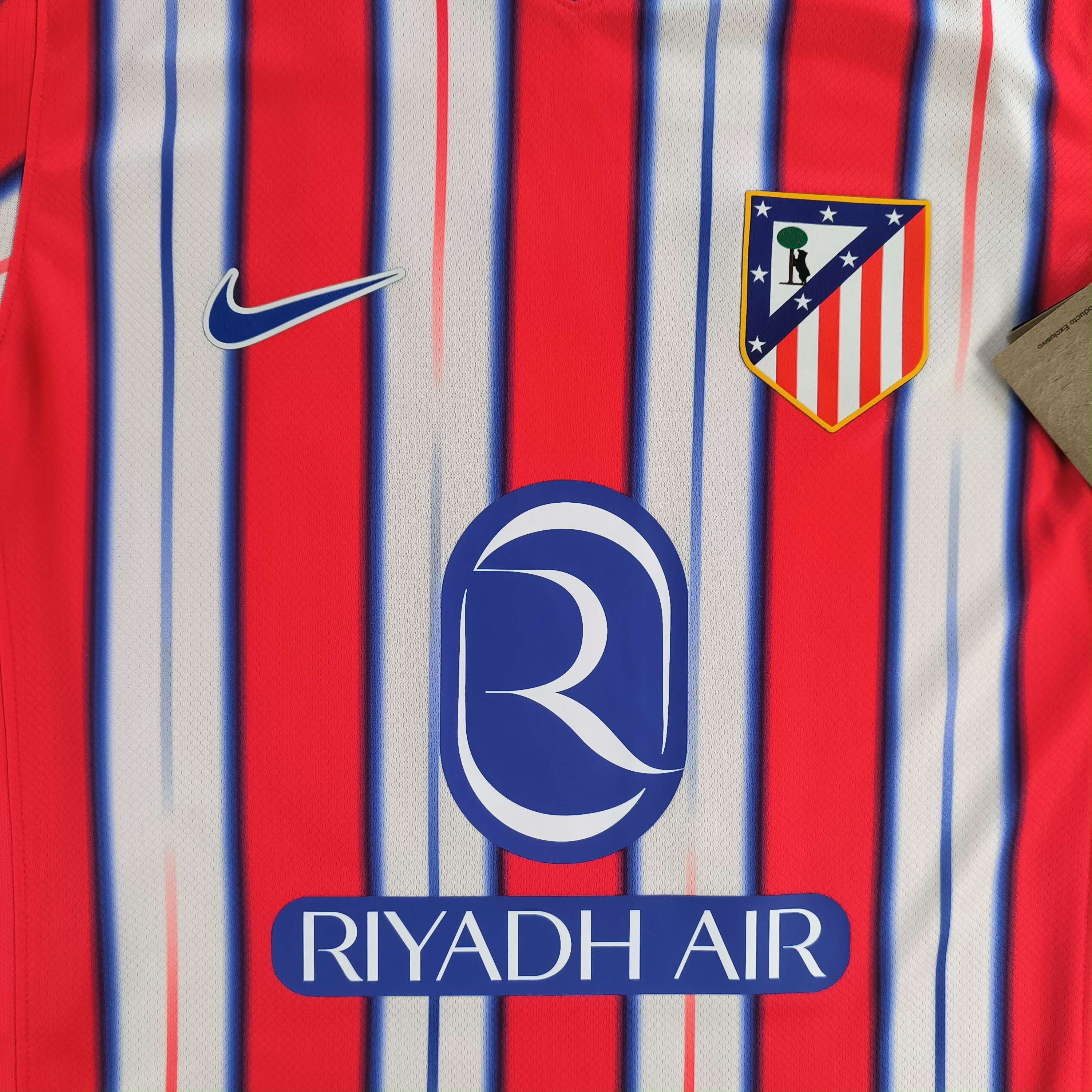 Nike NEW Atletico Madrid 2024-25 home Correa football jersey S Size US S / EU 44-46 / 1 - 3 Thumbnail