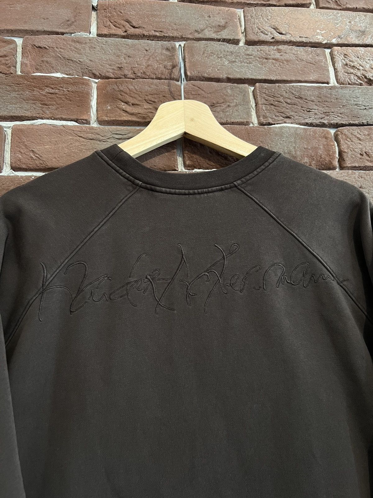 Haider Ackermann Haider Ackermann Embroided Logo Cropped Boxy Crewneck L Brow Size US L / EU 52-54 / 3 - 12 Thumbnail