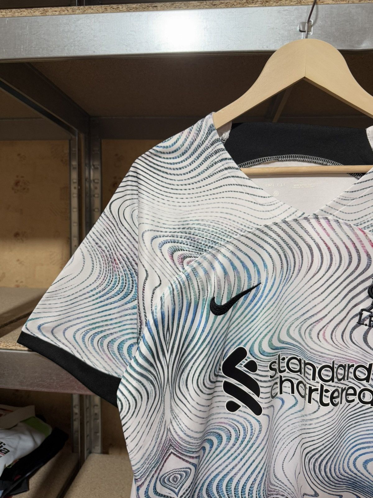 New Balance FC Liverpool 2022 2023 Away Soccer Kit Football Jersey Size US XL / EU 56 / 4 - 3 Thumbnail