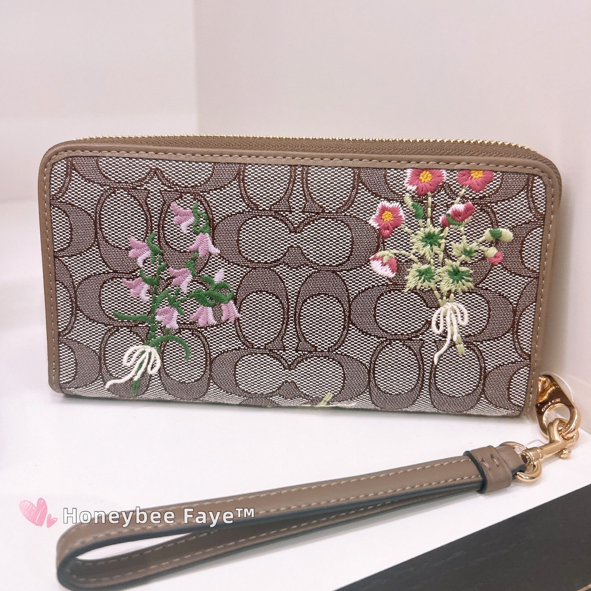 Coach Long Zip Around Wallet With Floral Embroidery CEC23 Size ONE SIZE - 3 Thumbnail