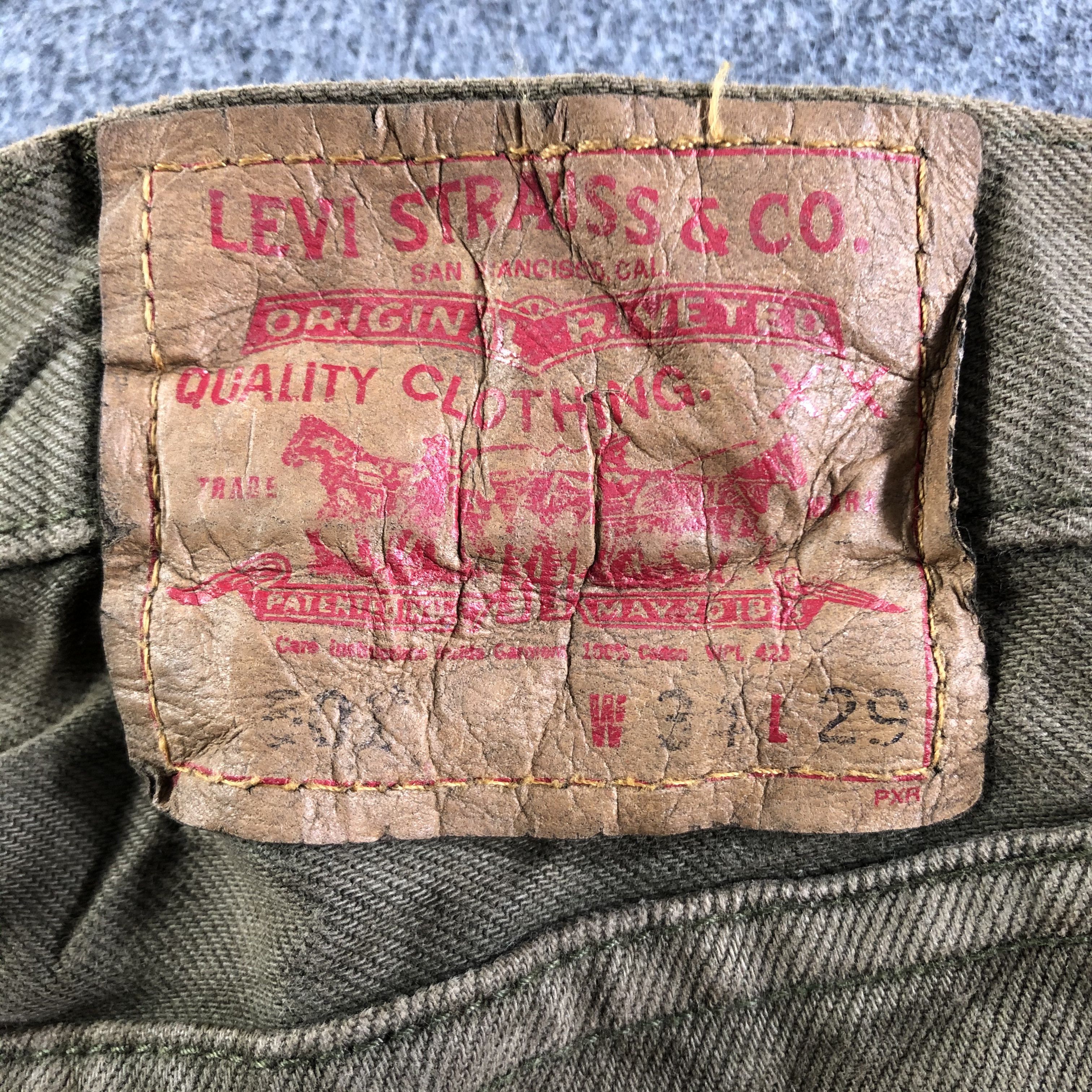 Levi's Vintage Levis 501 Jeans-J3958 Size US 35 - 5 Thumbnail