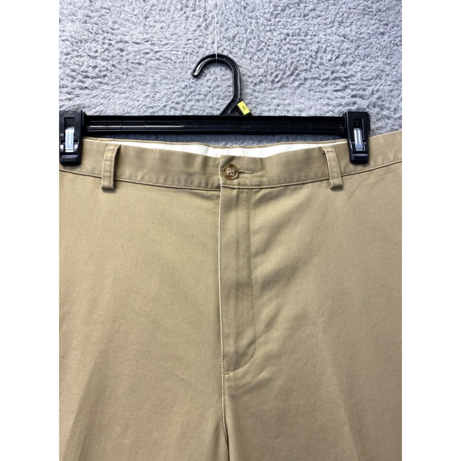 Vintage VINTAGE L.L. Bean Pants Mens 40x30 Khaki Cotton Trousers Regular Classic Chino Flat Front Zip Pockets USA Classic Fit 30 Inseam Mens Size US 40 / EU 56 - 2 Thumbnail