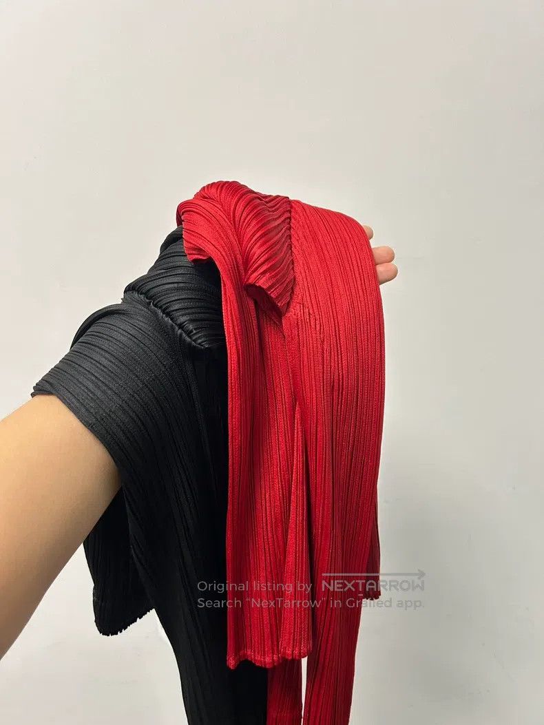 Issey Miyake Issey Miyake Red Long-Sleeve Top Size L / US 10 / IT 46 - 2 Thumbnail