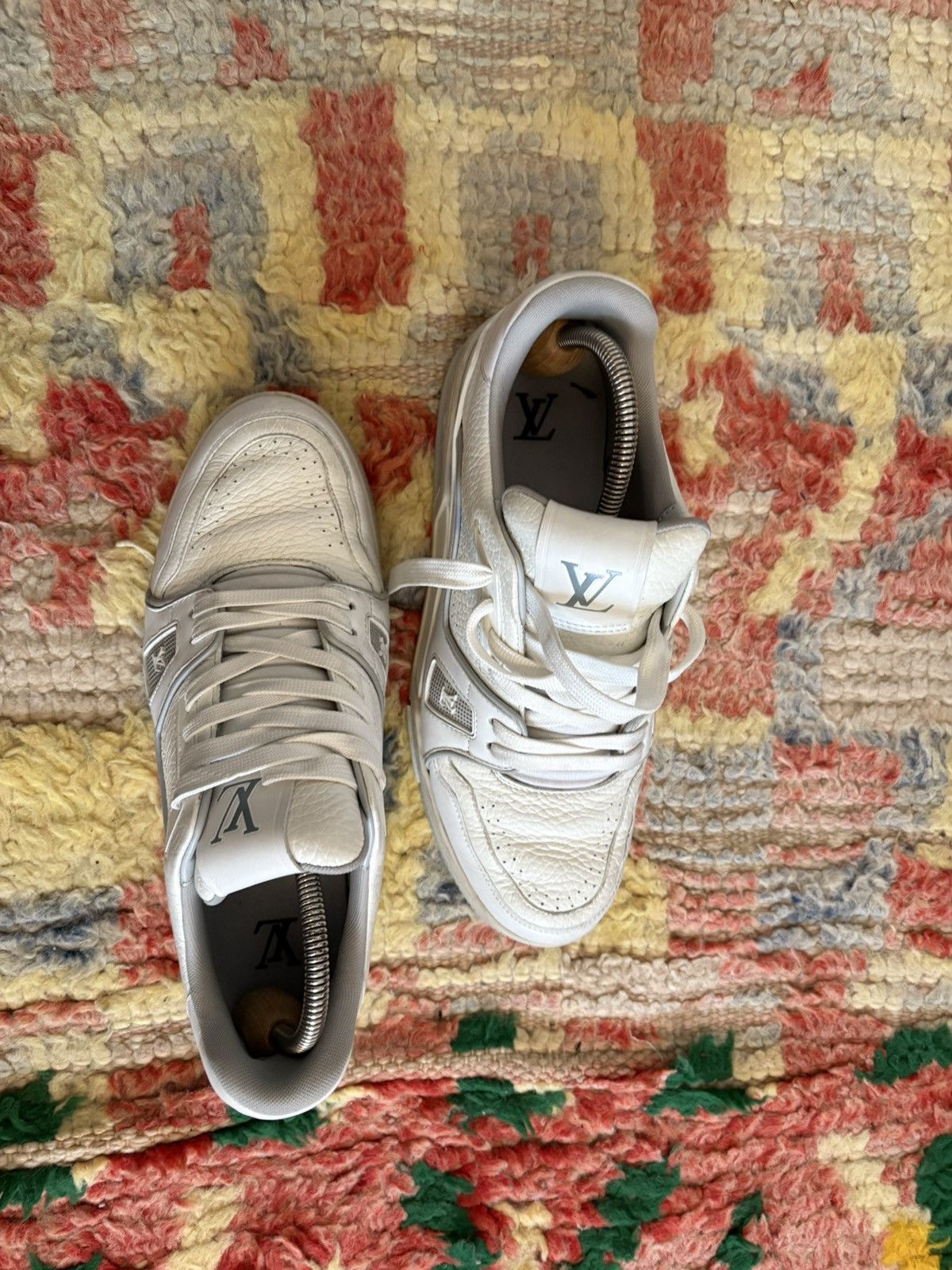 Louis Vuitton Louis Vuitton coke white trainer Size US 9.5 / EU 42-43 - 3 Thumbnail