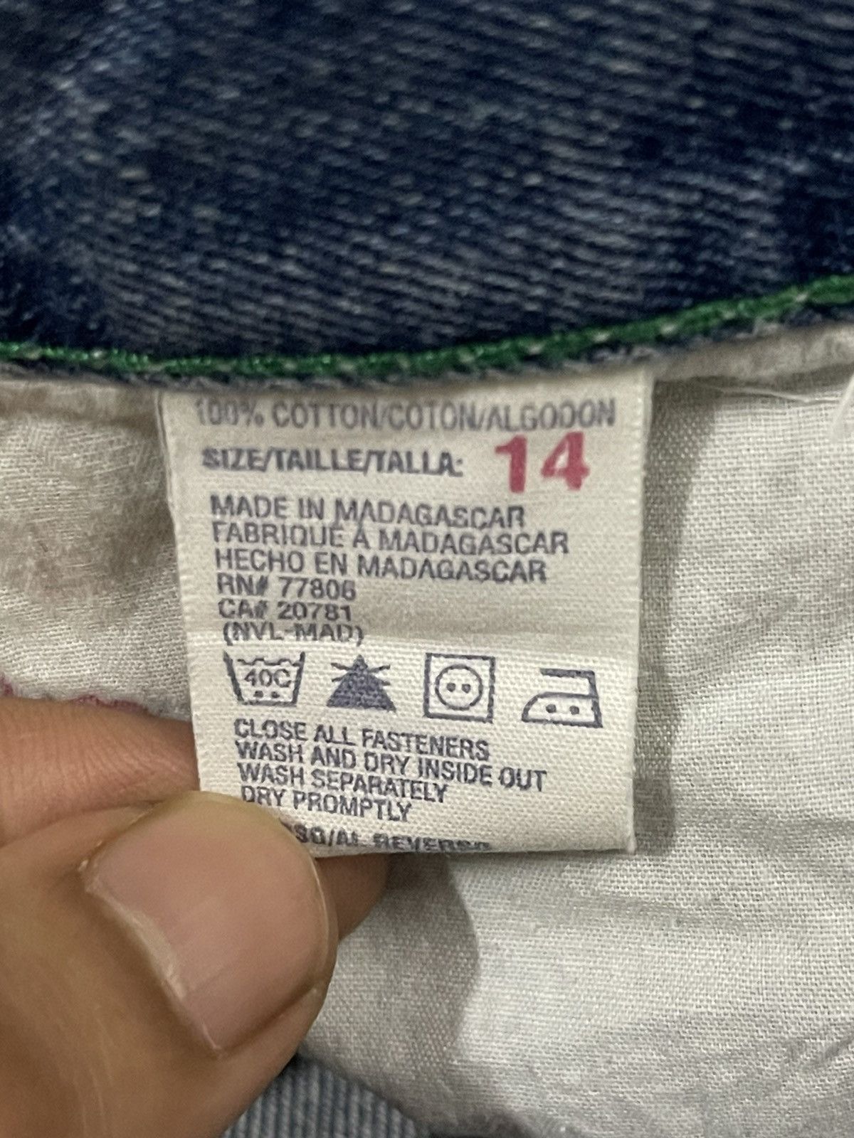 Tommy Hilfiger Vintage Tommy Hilfiger Carpenter Style Baggy Jeans Size US 27 - 9 Thumbnail