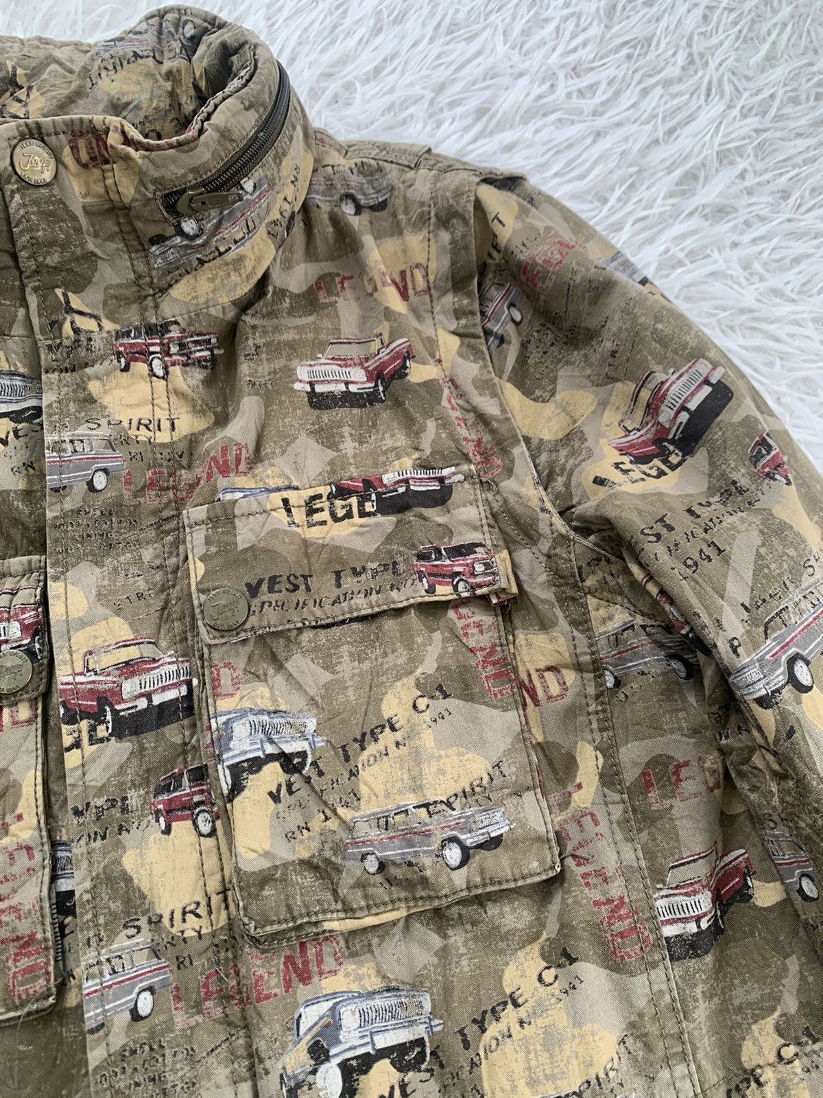Jeep Full print jeep spirit jacket detachable sleeve Size US S / EU 44-46 / 1 - 6 Thumbnail