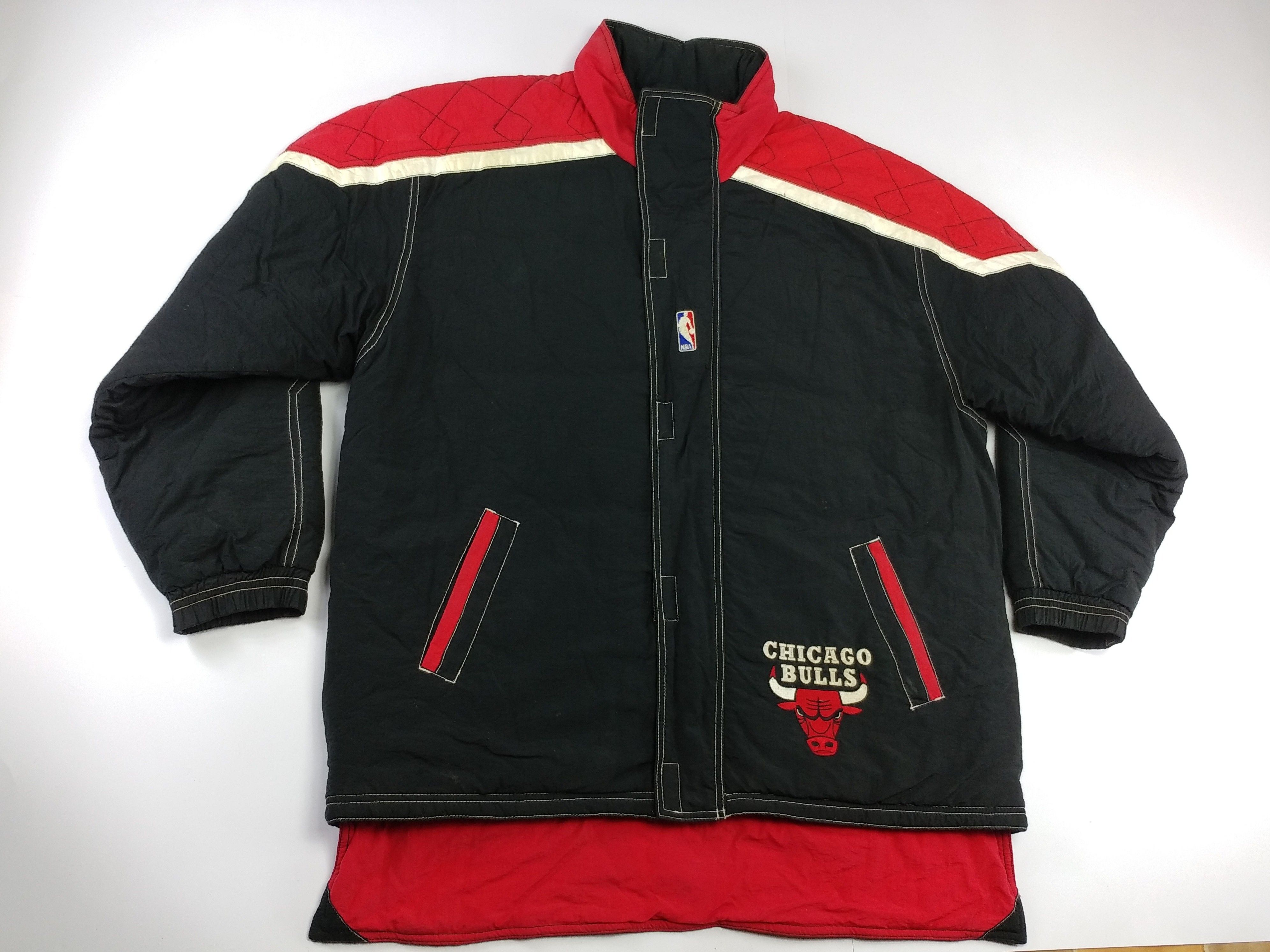 Starter NBA Chicago Bulls jacket, Starter basketball vintage 90s L Size US L / EU 52-54 / 3 - 16 Thumbnail
