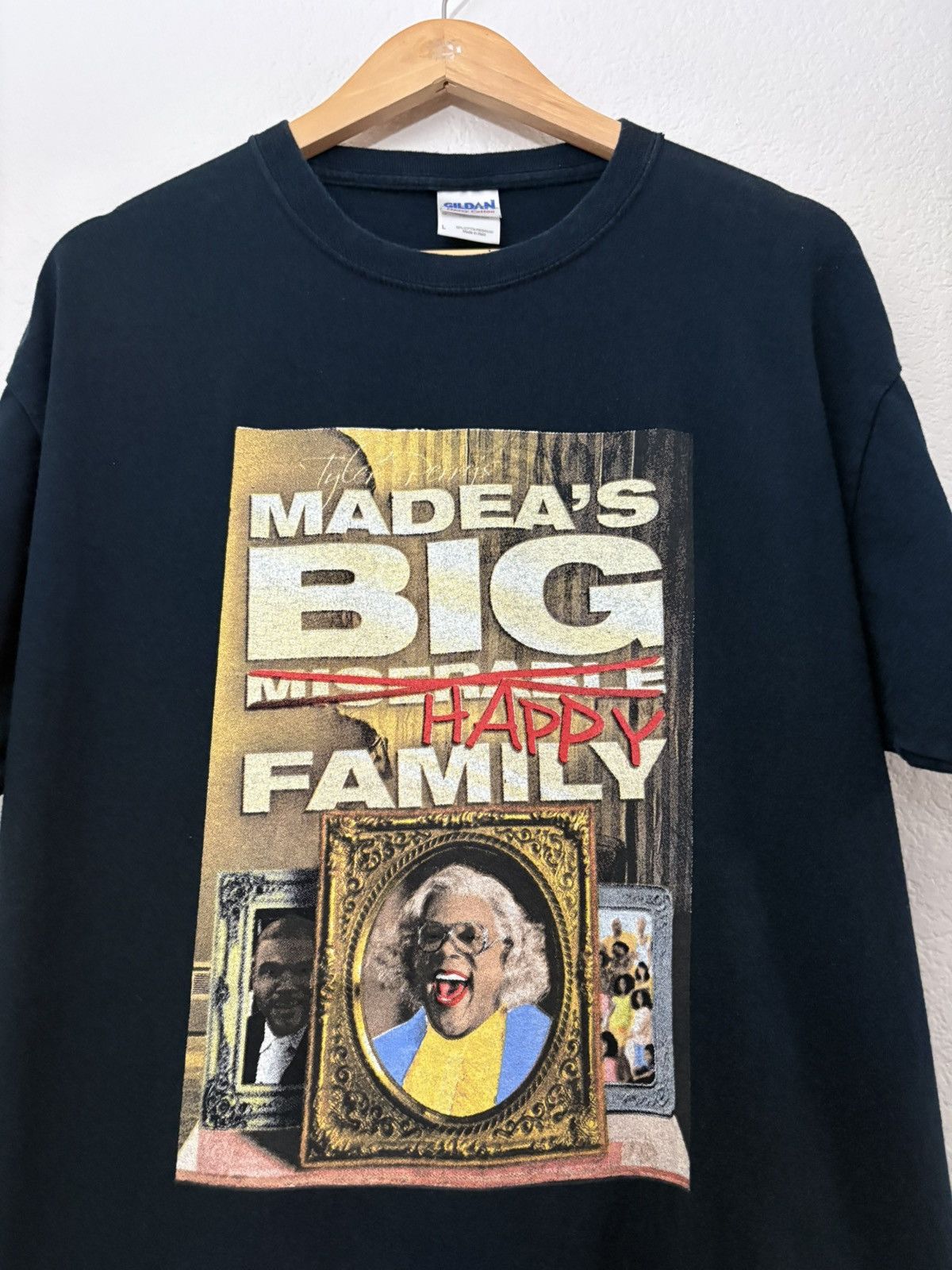 Vintage Madea’s Big Happy Family Vintage Movie Tee Shirt Size US L / EU 52-54 / 3 - 2 Thumbnail