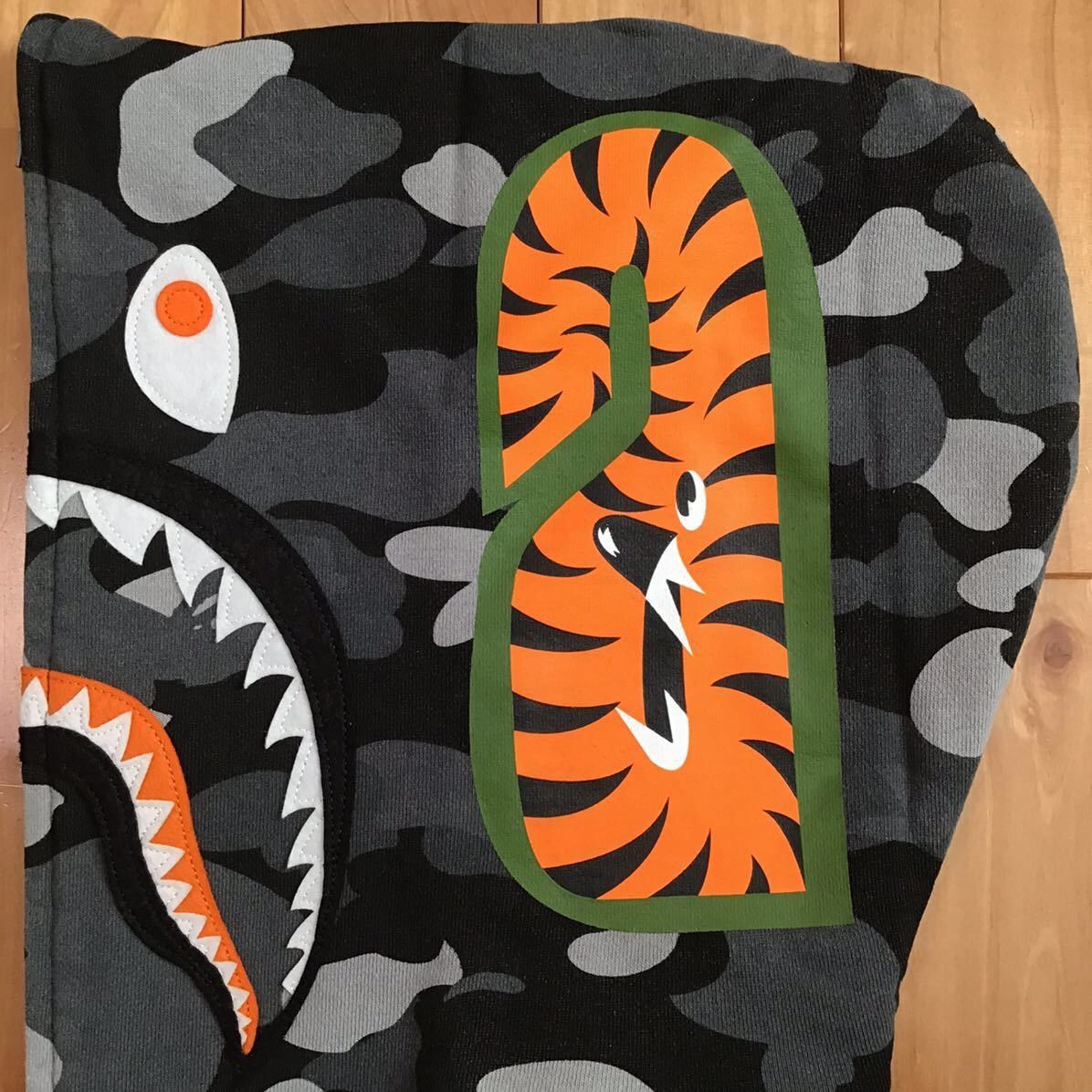 Bape × Undefeated BAPE × Undefeated Tiger Shark full zip hoodie a bathing ape Size US M / EU 48-50 / 2 - 5 Thumbnail