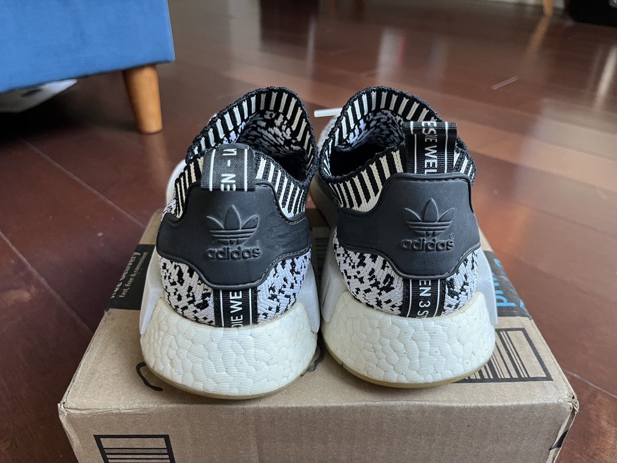Adidas adidas NMD_R1 Primeknit Zebra Sashiko Size US 8 / EU 41 - 6 Thumbnail