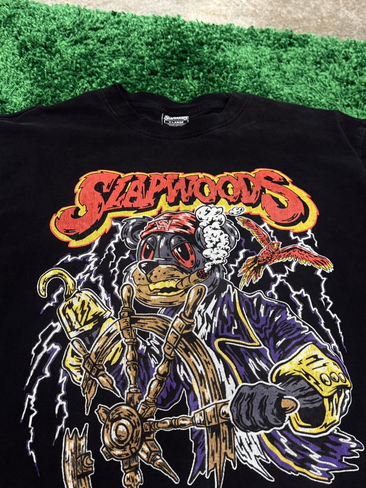 Vintage Slapwood Wood Pirate Bear Streetwear Smoke Weed Tee Black XL Size US XL / EU 56 / 4 - 2 Thumbnail
