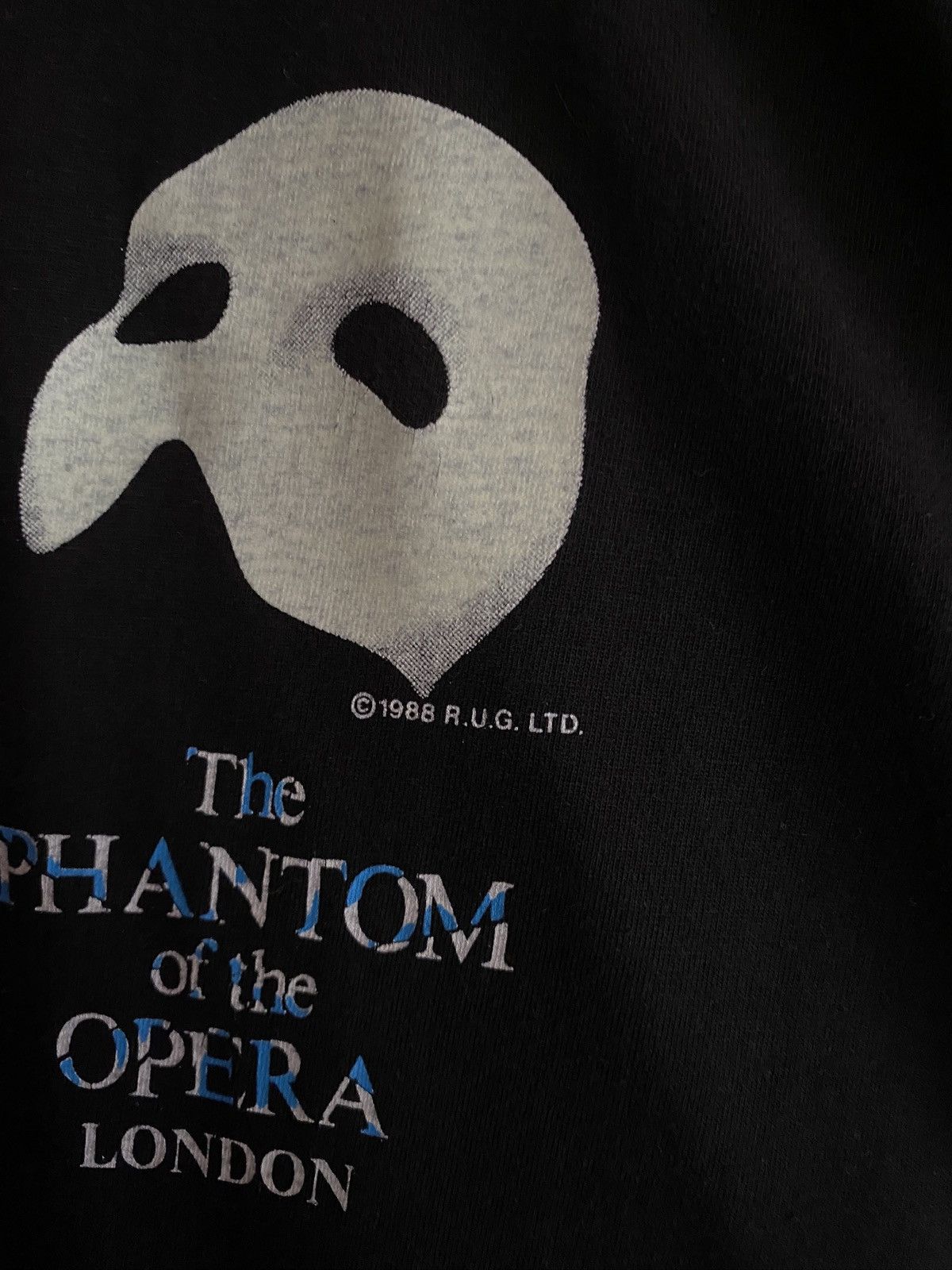 Vintage THE PHANTOM OF THE OPERA LONDON VINTAGE T-SHIRT KANYE STYLE Size US M / EU 48-50 / 2 - 3 Thumbnail