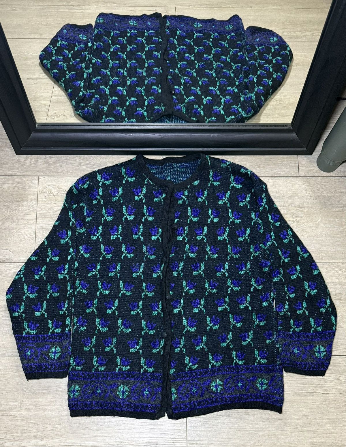 Patagonia Vintage 1990s Women’s Flower All Over Print Cardigan Button Size L / US 10 / IT 46 - 1 Thumbnail