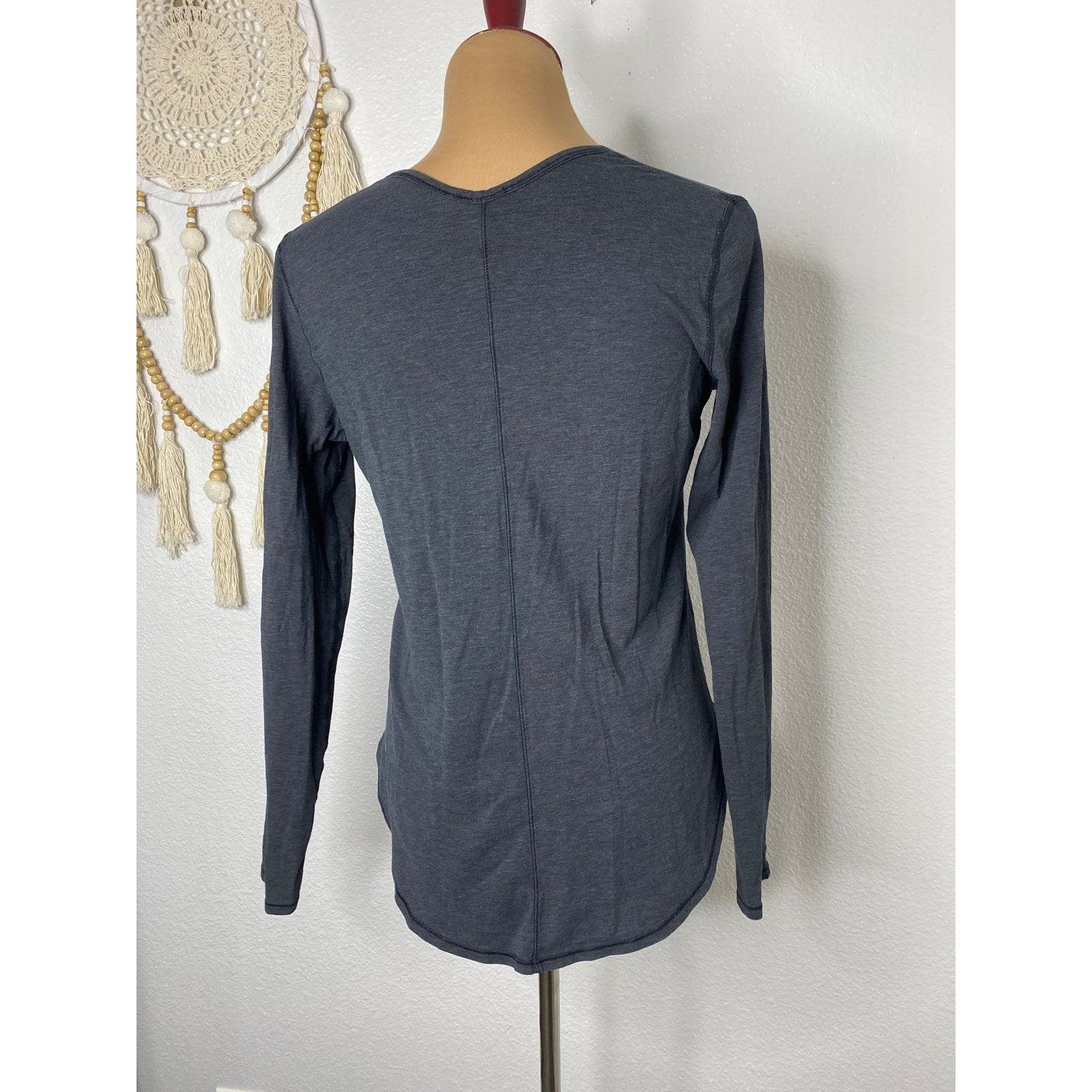Lululemon Lululemon long sleeve Size M / US 6-8 / IT 42-44 - 4 Thumbnail