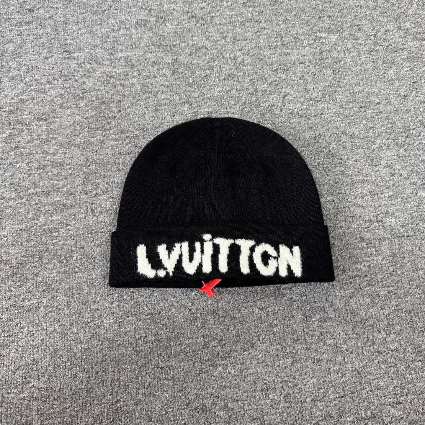 Louis Vuitton LV Logo Wool Beanie 99 New Size ONE SIZE - 2 Thumbnail