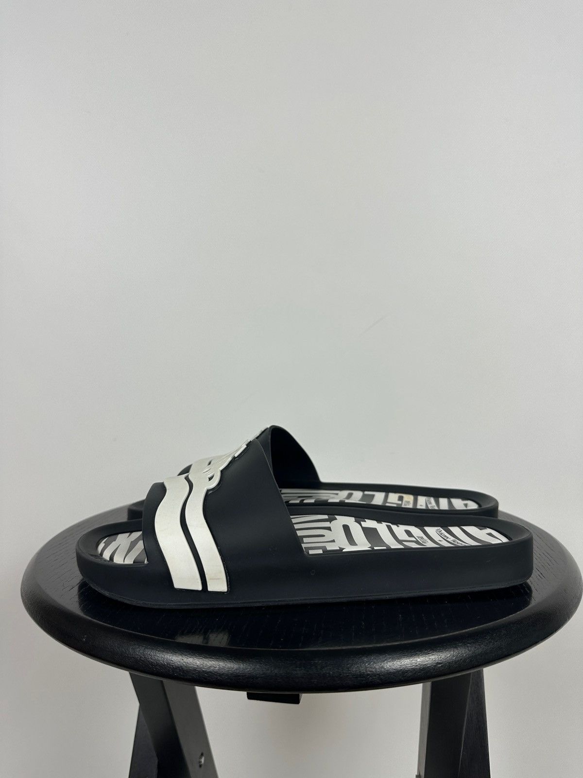 Melissa × Vivienne Westwood Vivienne Westwood x Melissa Anglomania Beach Slides Sandals Size US 8 / IT 38 - 4 Thumbnail