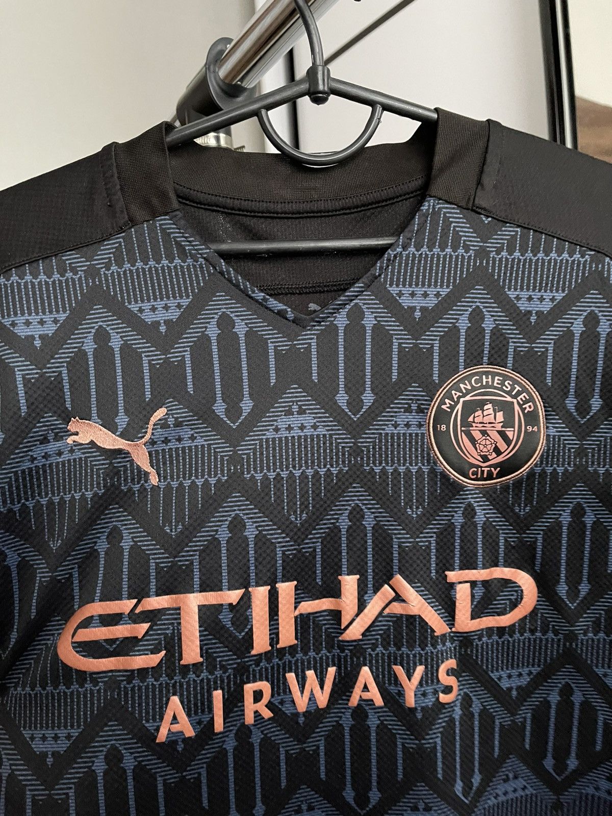Puma 2020/2021 Puma Manchester City Soccer Shirt Kit Jersey Tee Size US M / EU 48-50 / 2 - 6 Thumbnail