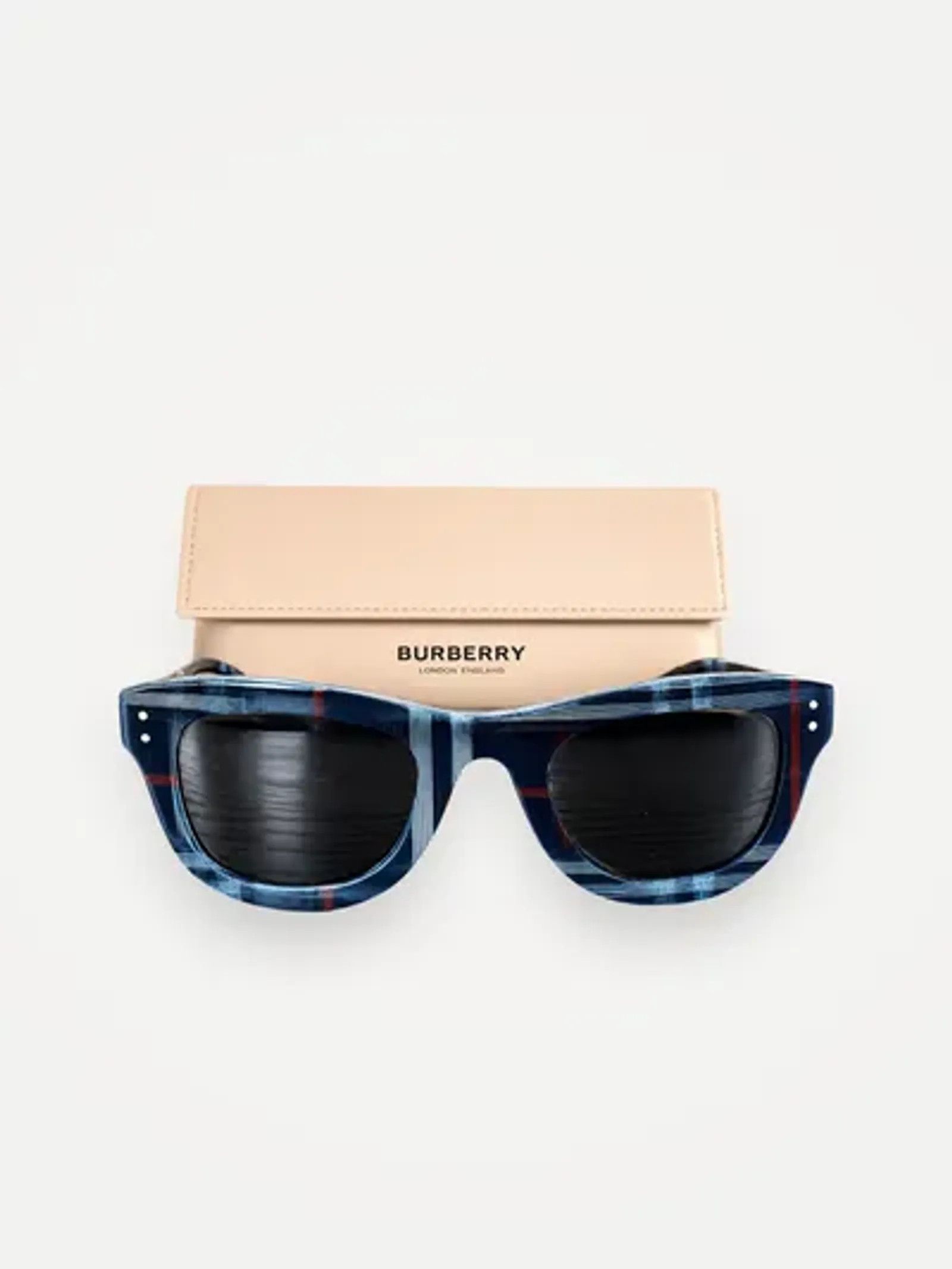 Burberry Burberry Burberry Sidney, Navy Check Sunglasses Size ONE SIZE - 1 Thumbnail