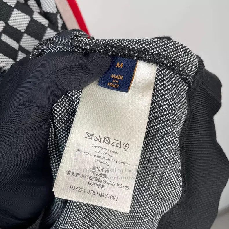 Louis Vuitton Louis Vuitton Grey-green checkerboard paneled jacket Size US M / EU 48-50 / 2 - 9 Thumbnail