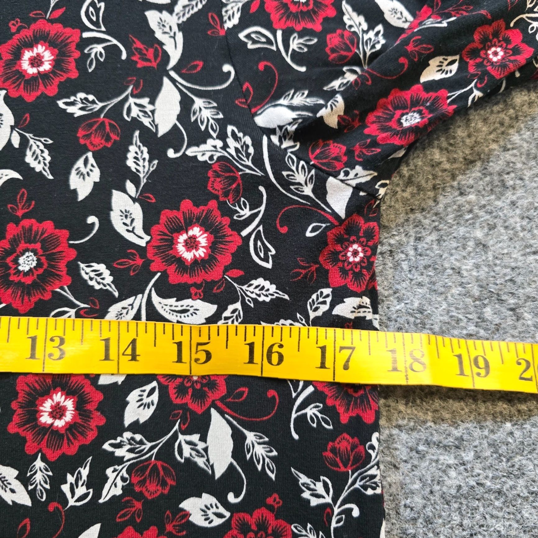 J. Jill J Jill Wearever Top Blouse Womens Small Red Floral Velour Trim Stretchy Causal Career Shirt Size S / US 4 / IT 40 - 5 Thumbnail