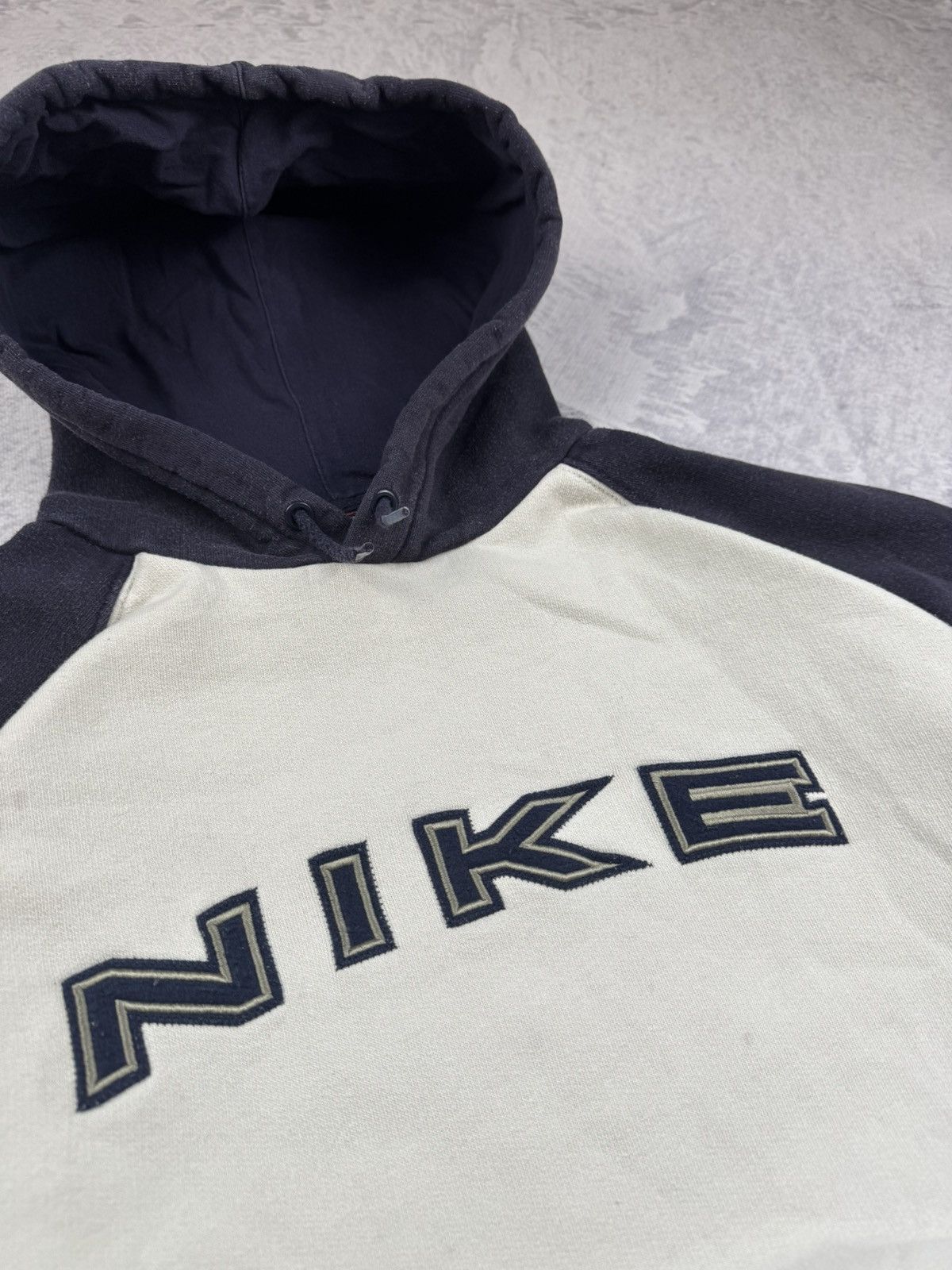 Nike × Vintage NIKE VINTAGE CENTER LOGO OVERSIZE BOXY HOODIE Size US XL / EU 56 / 4 - 4 Thumbnail