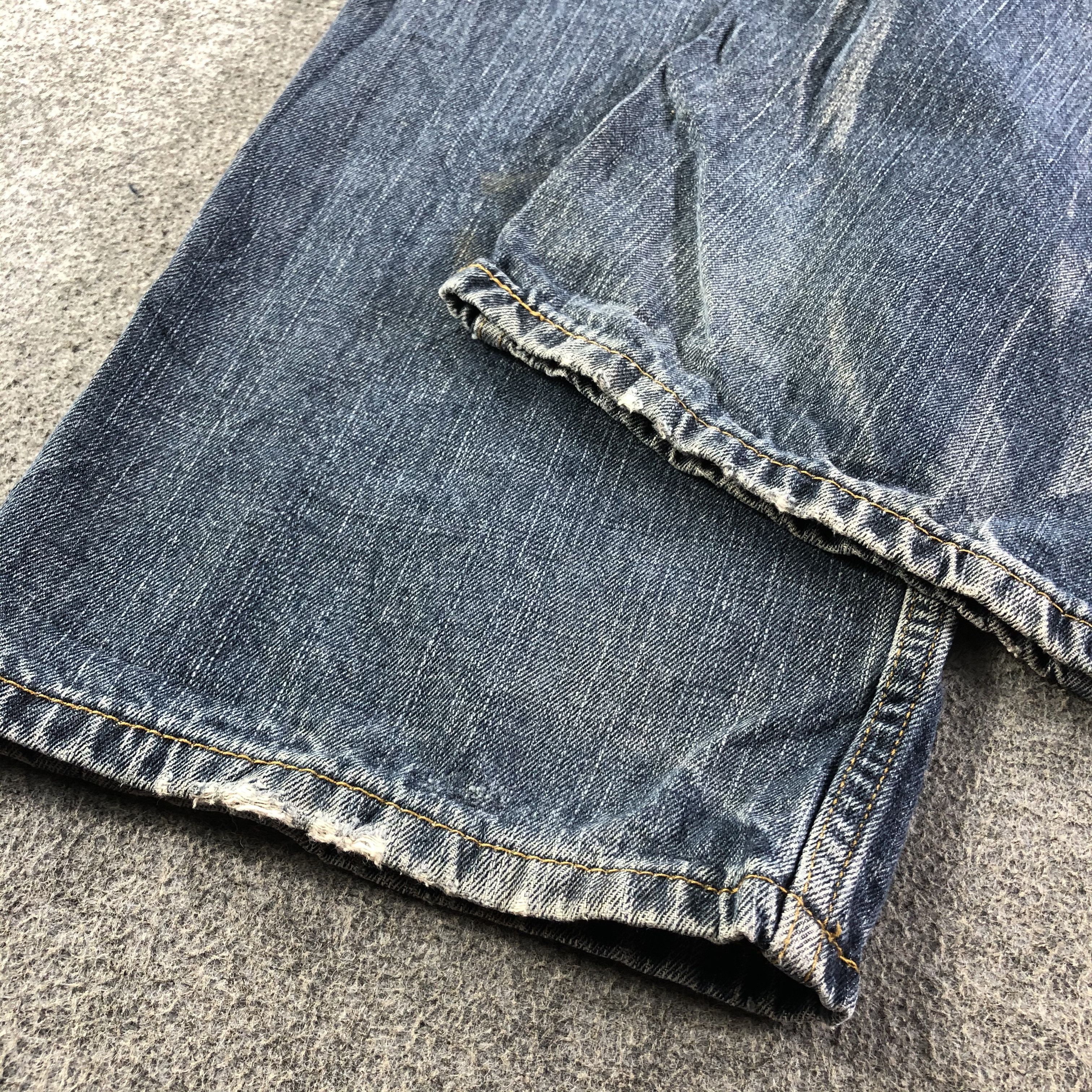 Levi's Vintage Blue Wash Levis 559 Jeans-J4155 Size US 37 - 6 Thumbnail