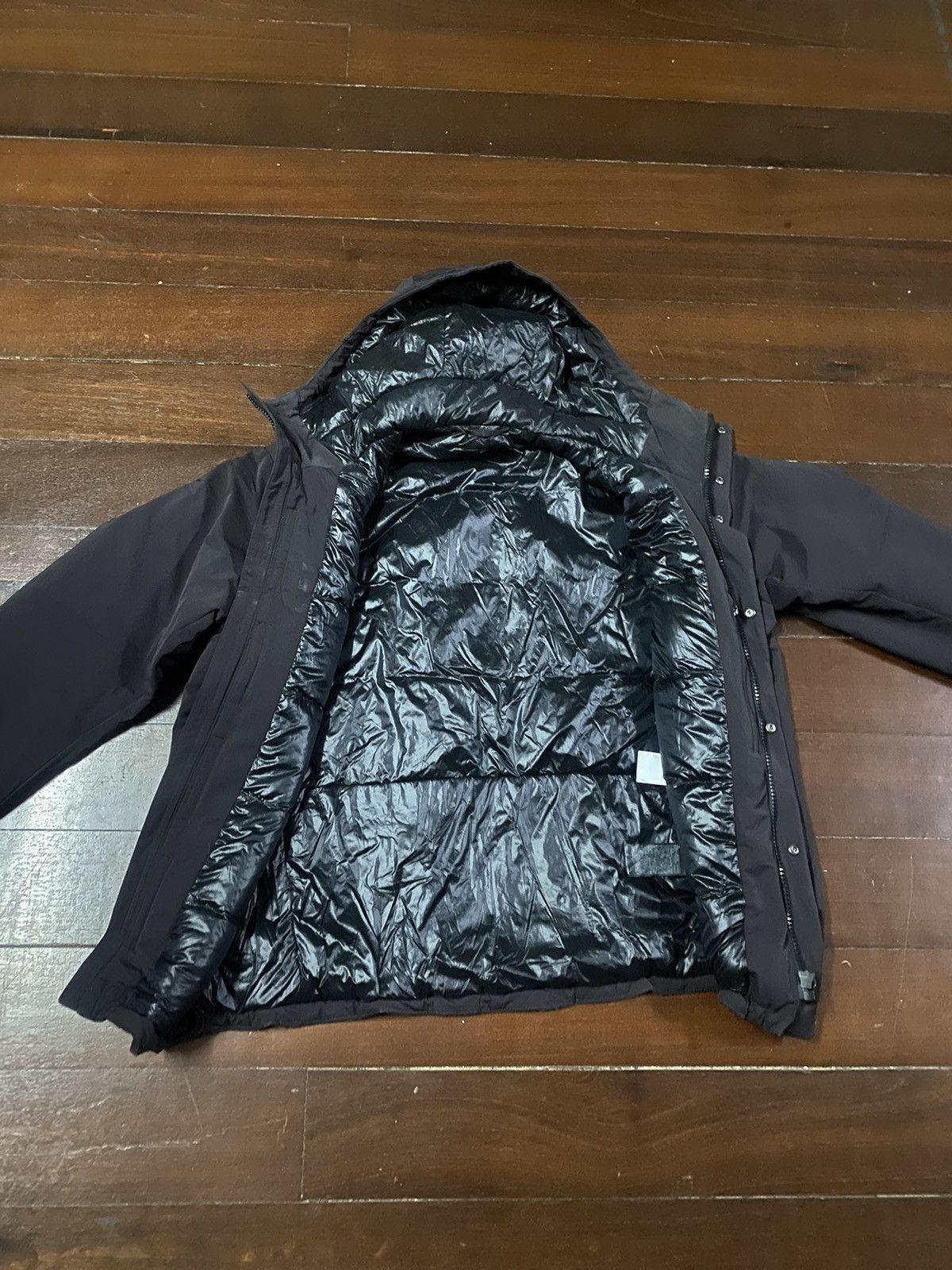 Jil Sander × Uniqlo FIRE 🔥 JIL SANDER X UNIQLO BOMBER JACKET PUFFER HOODIE Size US M / EU 48-50 / 2 - 14 Thumbnail