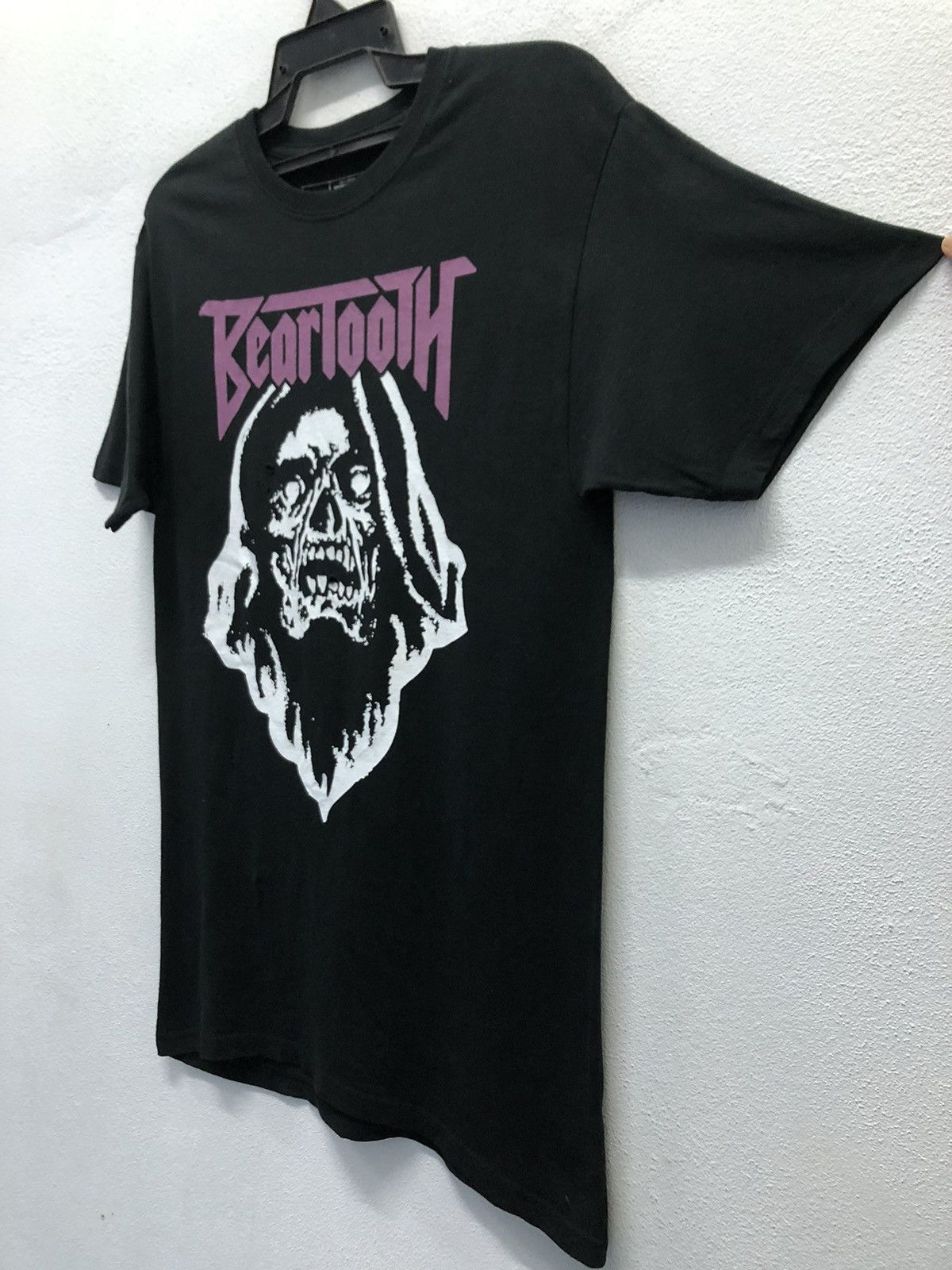 Band Tees Vintage RedBull Records Rock Band Beartooth T-Shirt Size US M / EU 48-50 / 2 - 5 Thumbnail