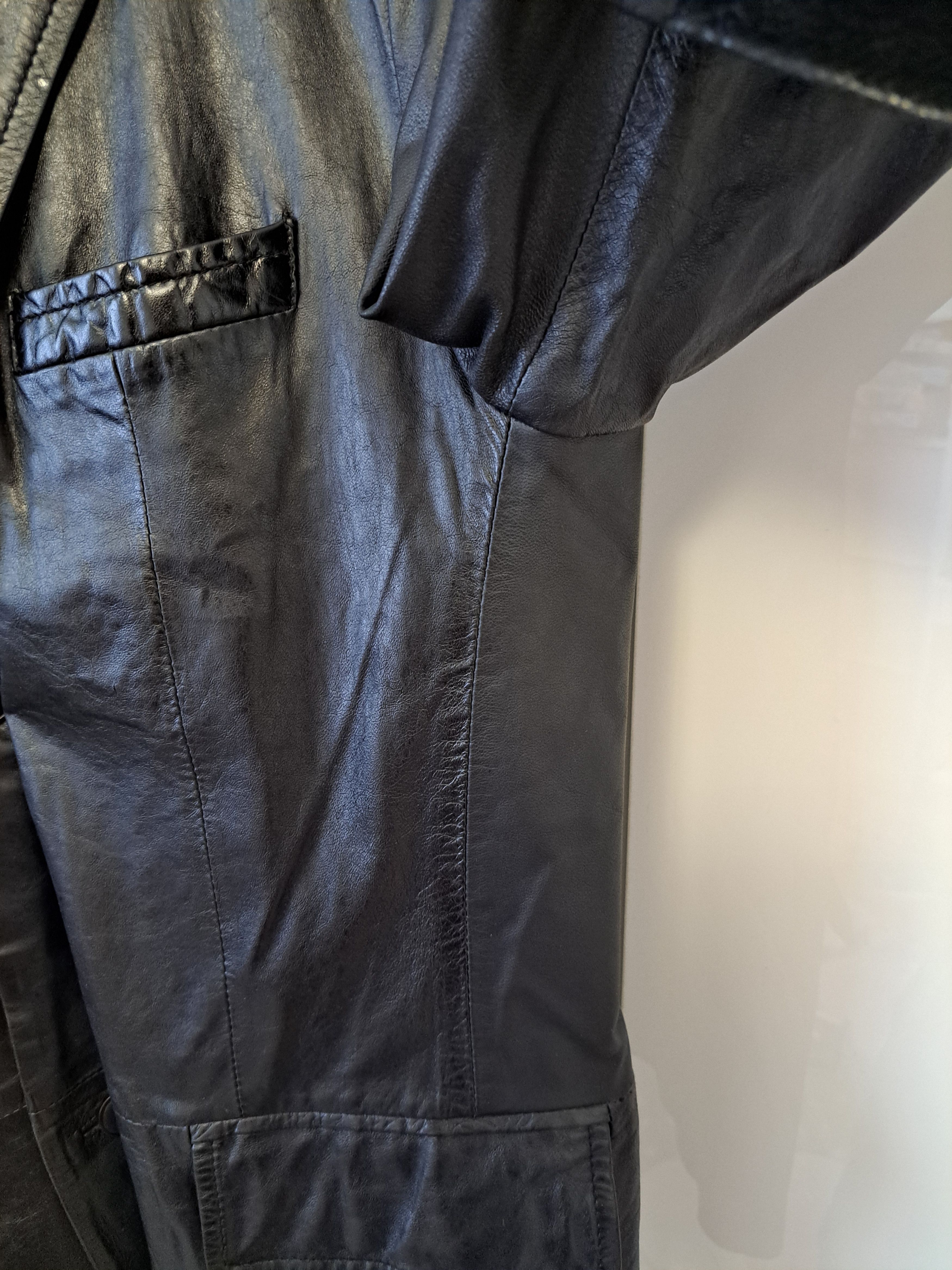Genuine Leather Vintage blac leather jacket Hollies Stockholm, L size Size US L / EU 52-54 / 3 - 12 Thumbnail